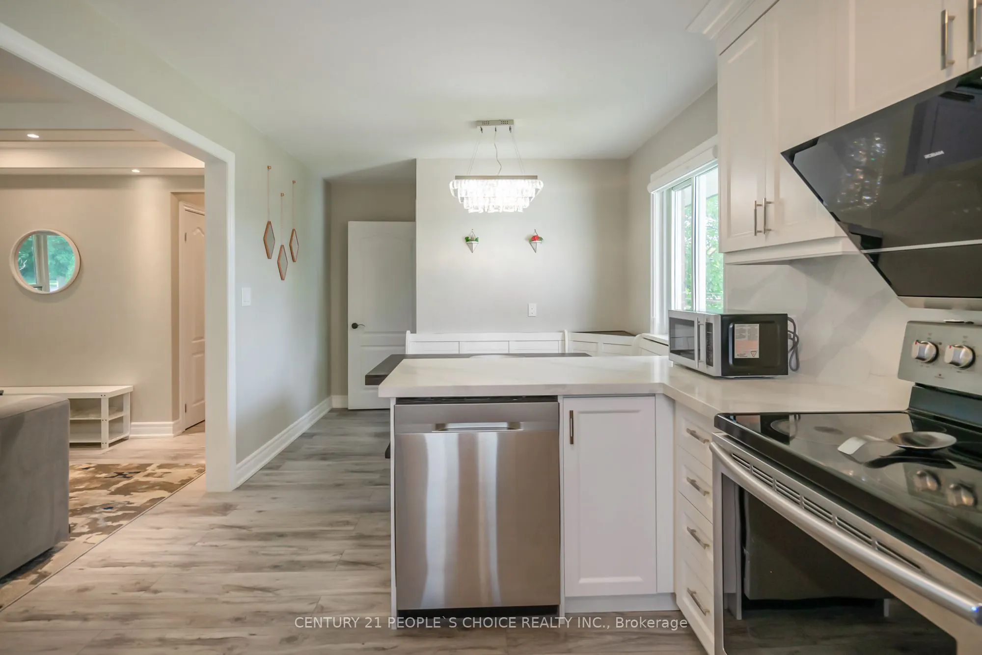 45 Chestnut Street W
