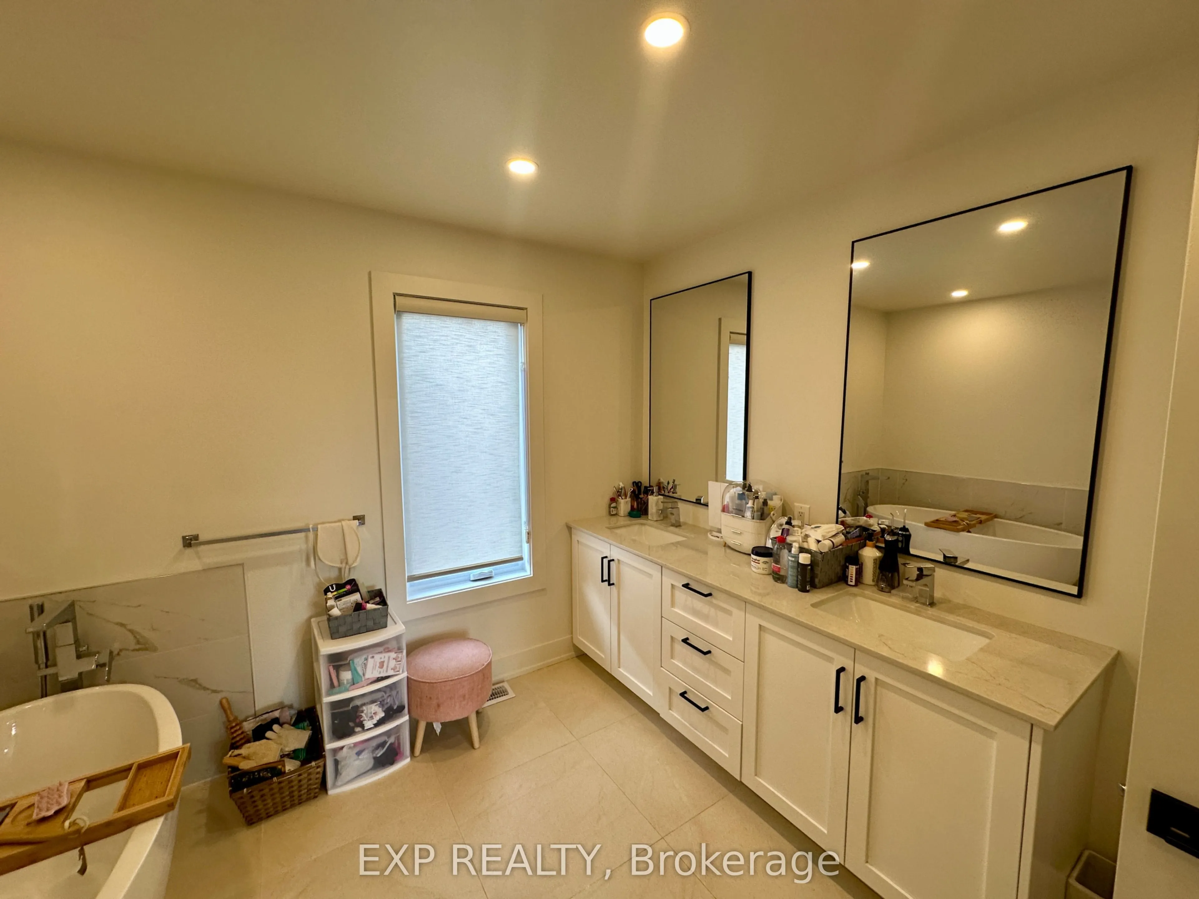 25 O'MEARA Street, #A