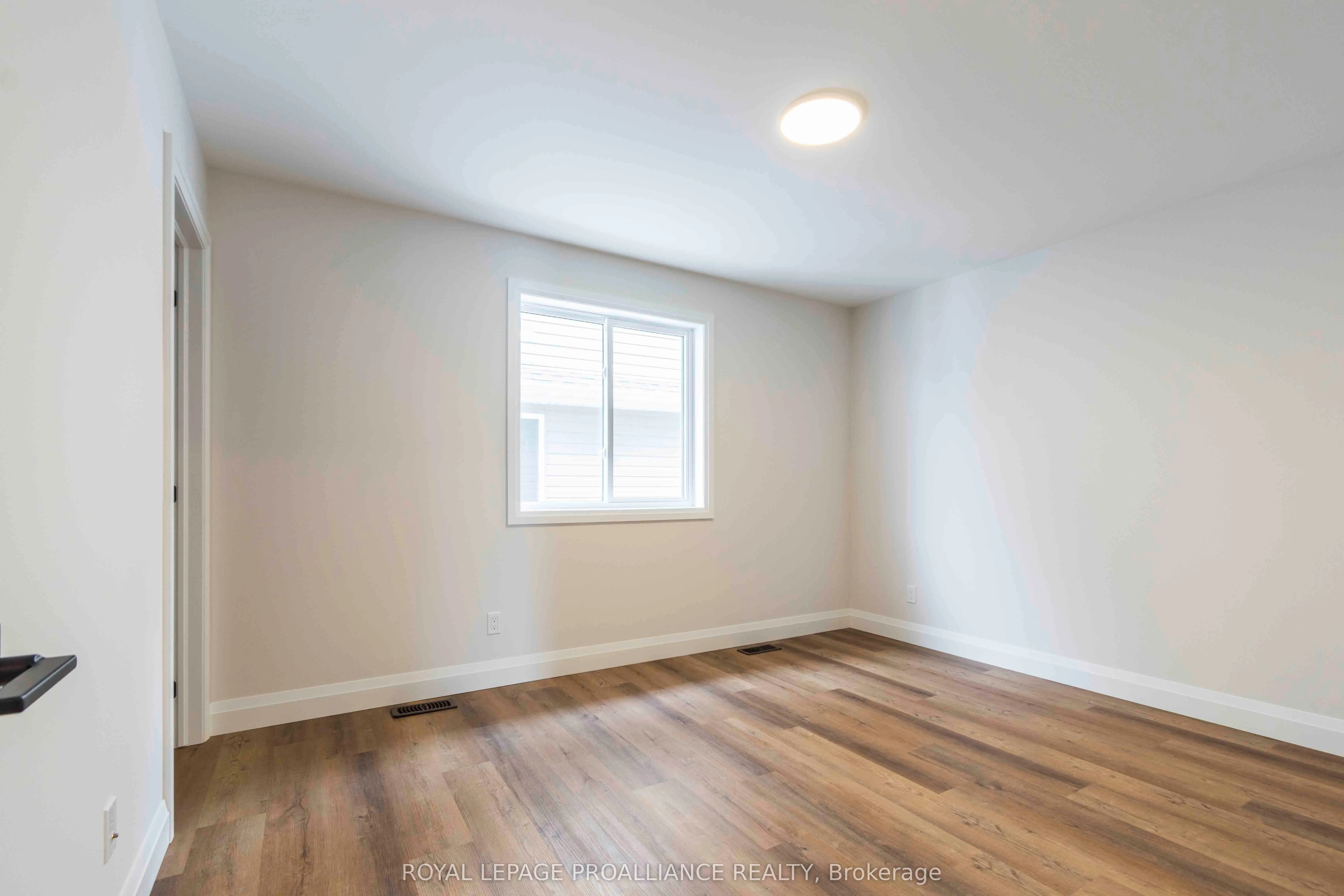 70 Stirling Crescent