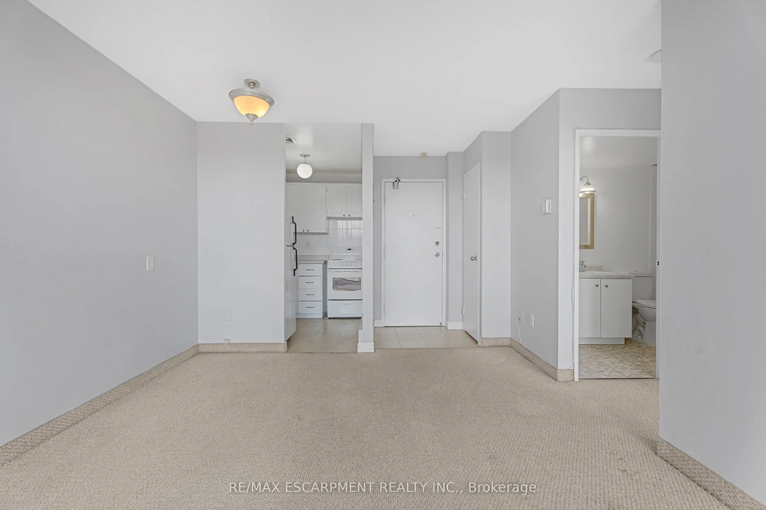 150 CHARLTON Avenue E, #3307