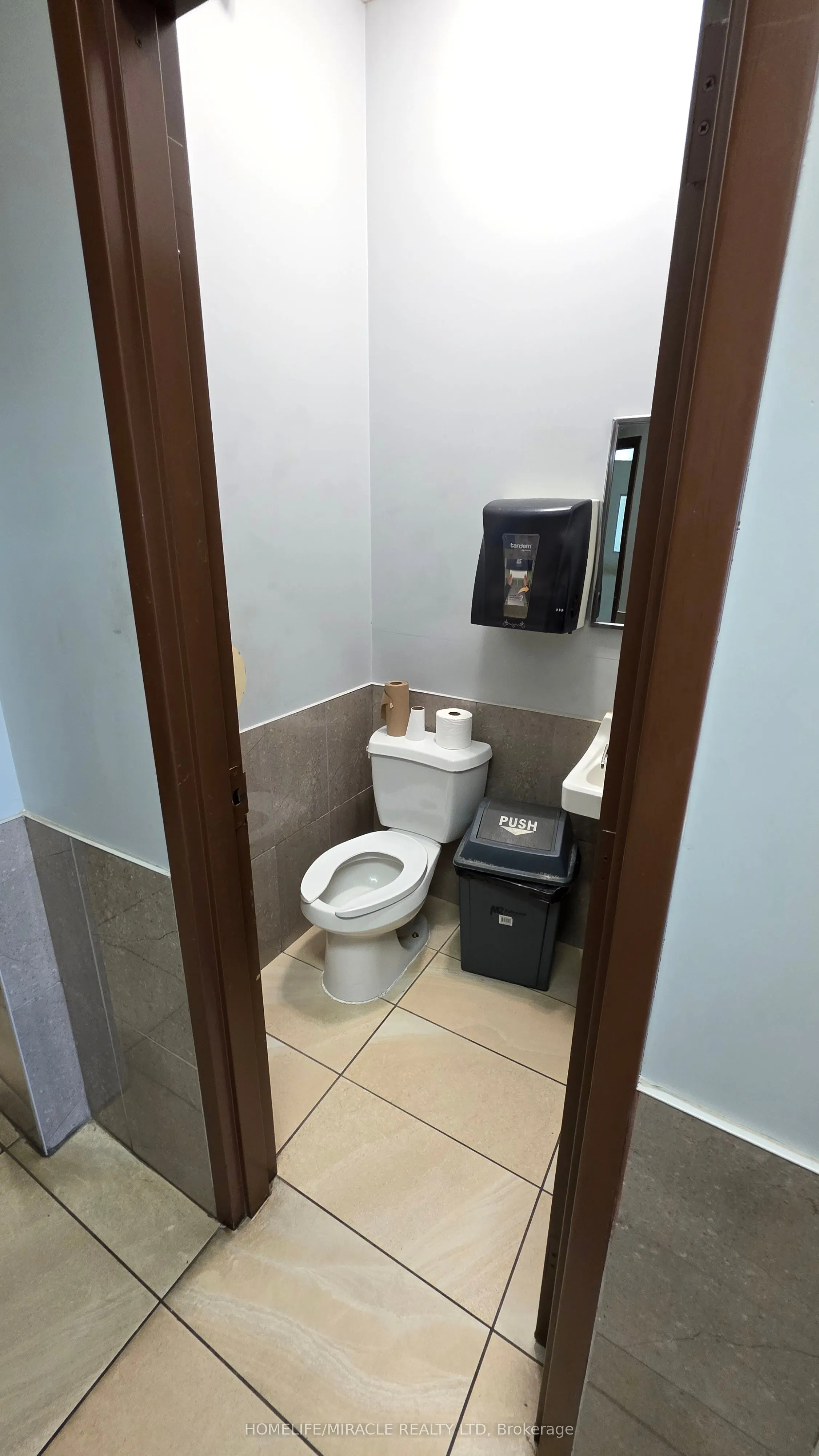 700 Strasburg Road, #10