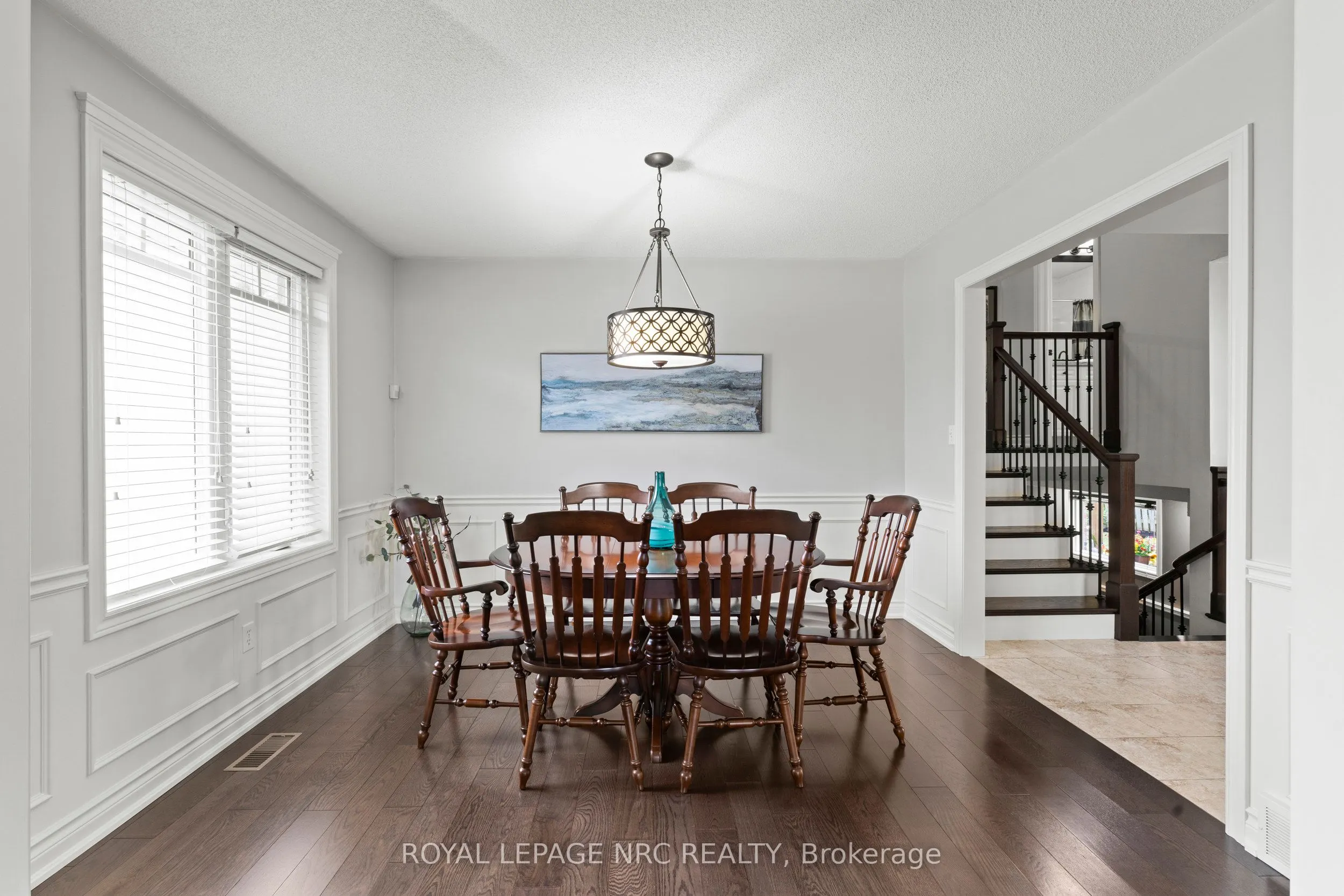 7395 Lakewood Crescent
