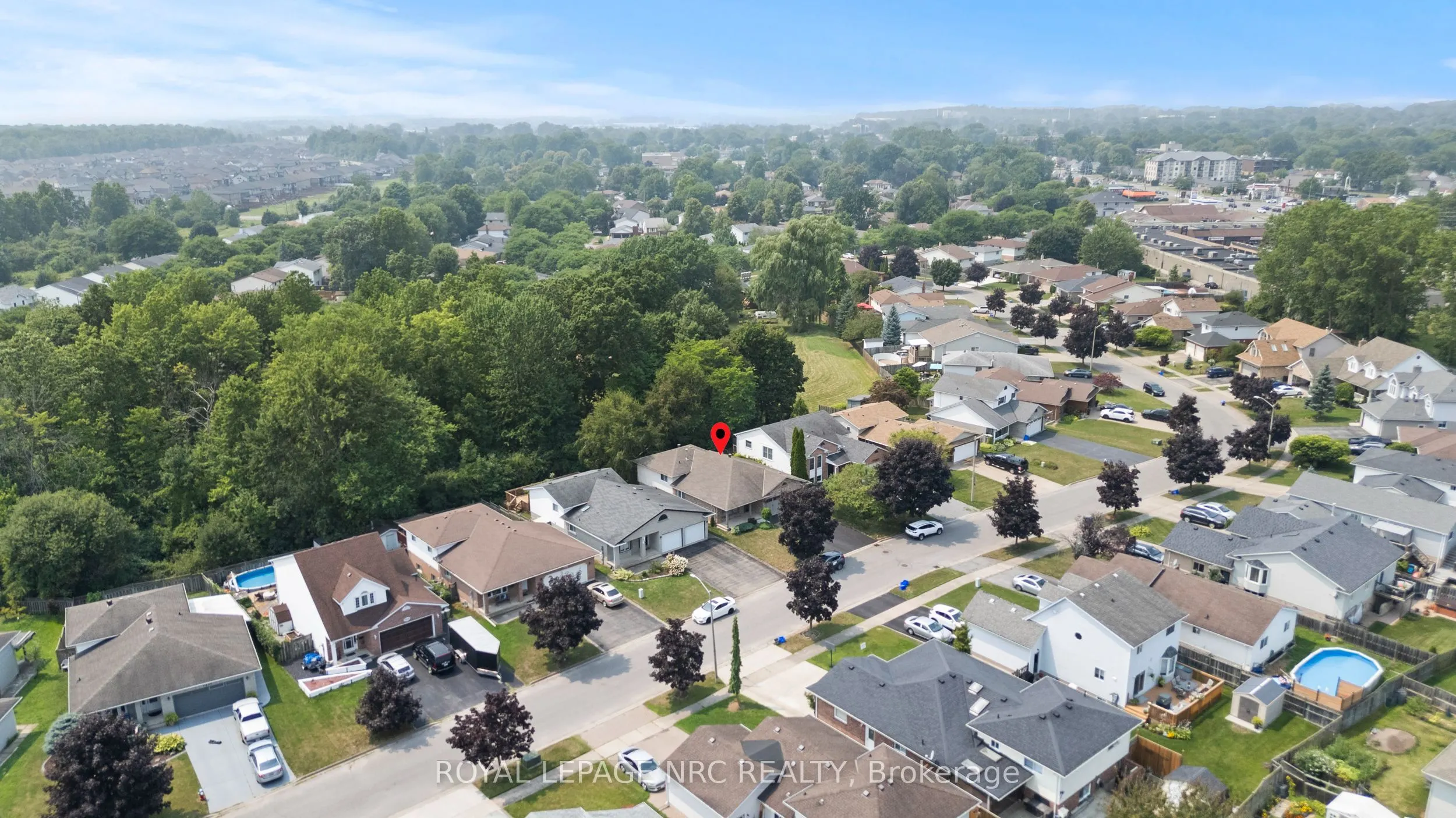 7395 Lakewood Crescent