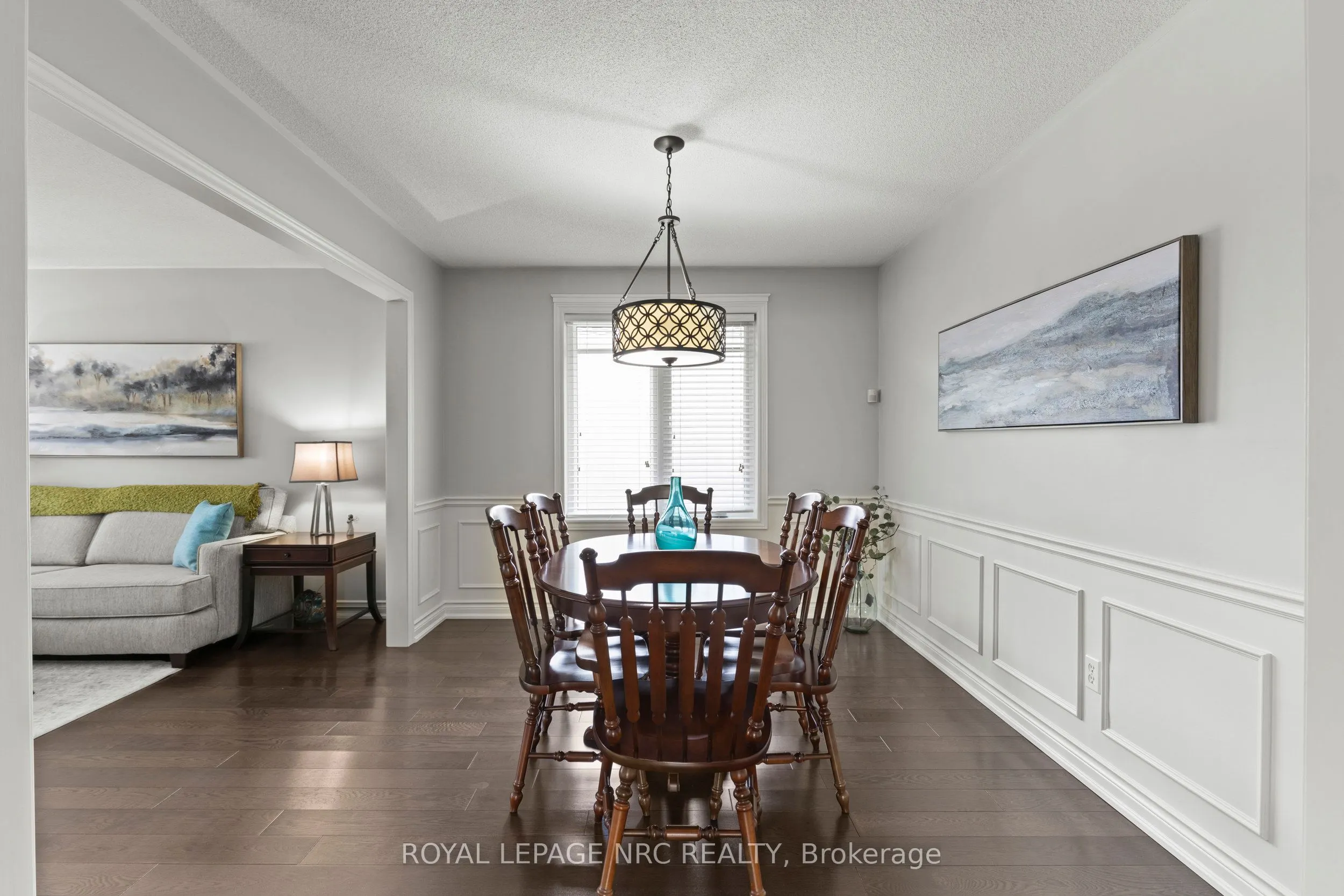 7395 Lakewood Crescent