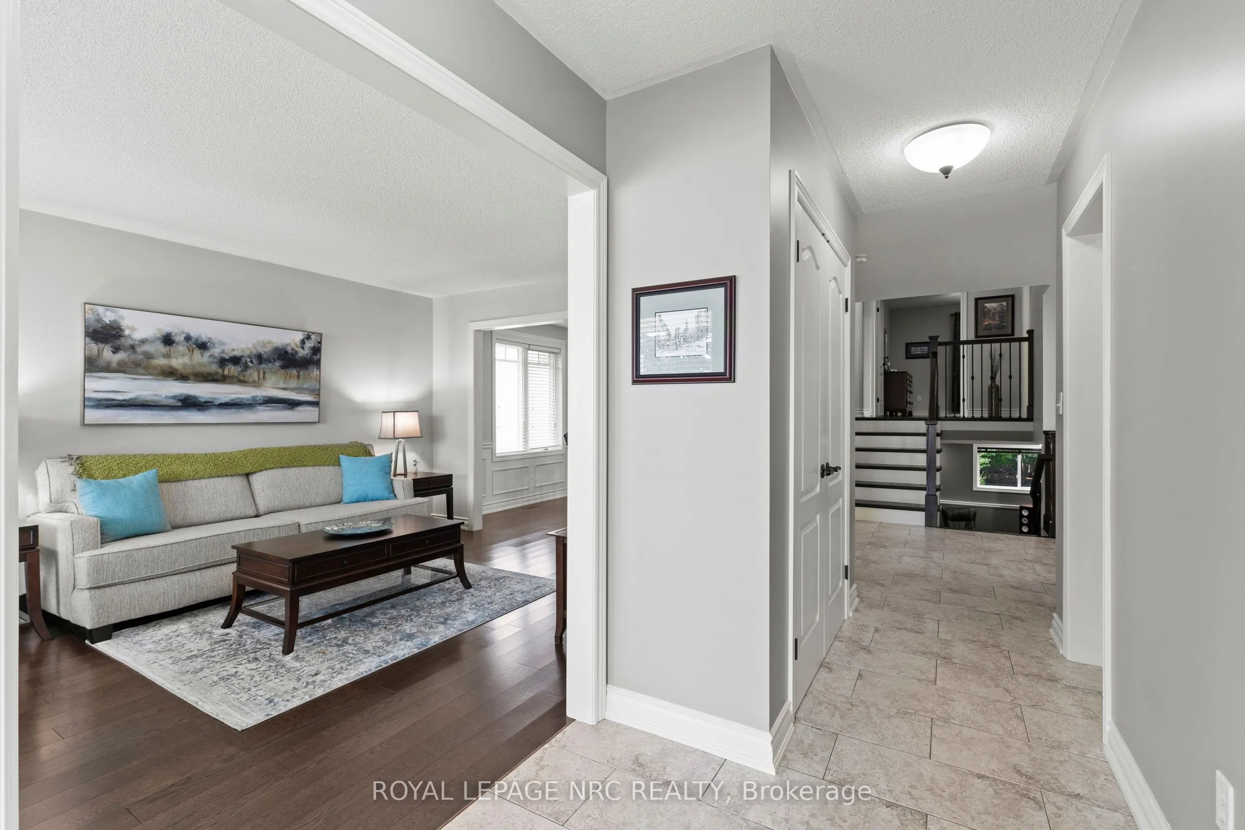 7395 Lakewood Crescent