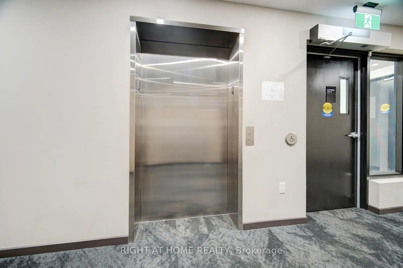 60 Charles Street W, #1804