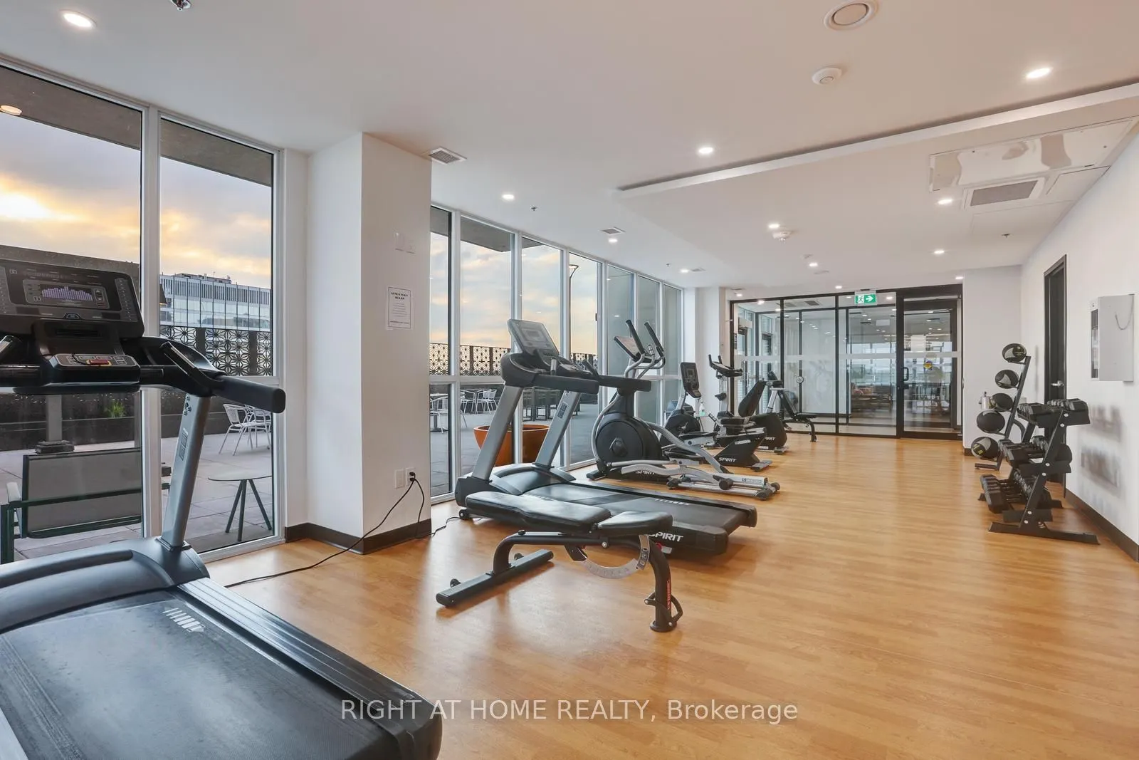 60 Charles Street W, #1804