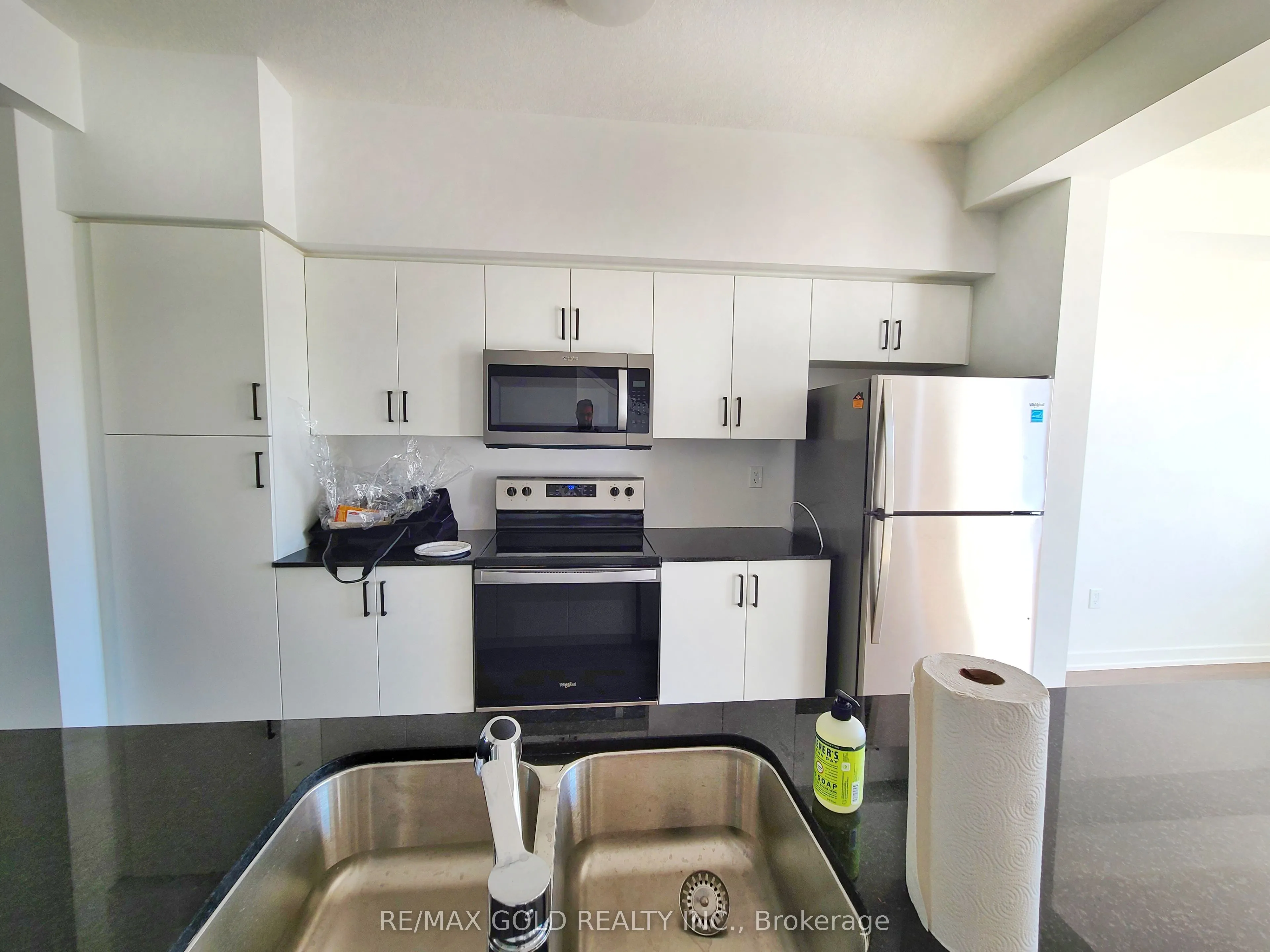350 River Road, #28