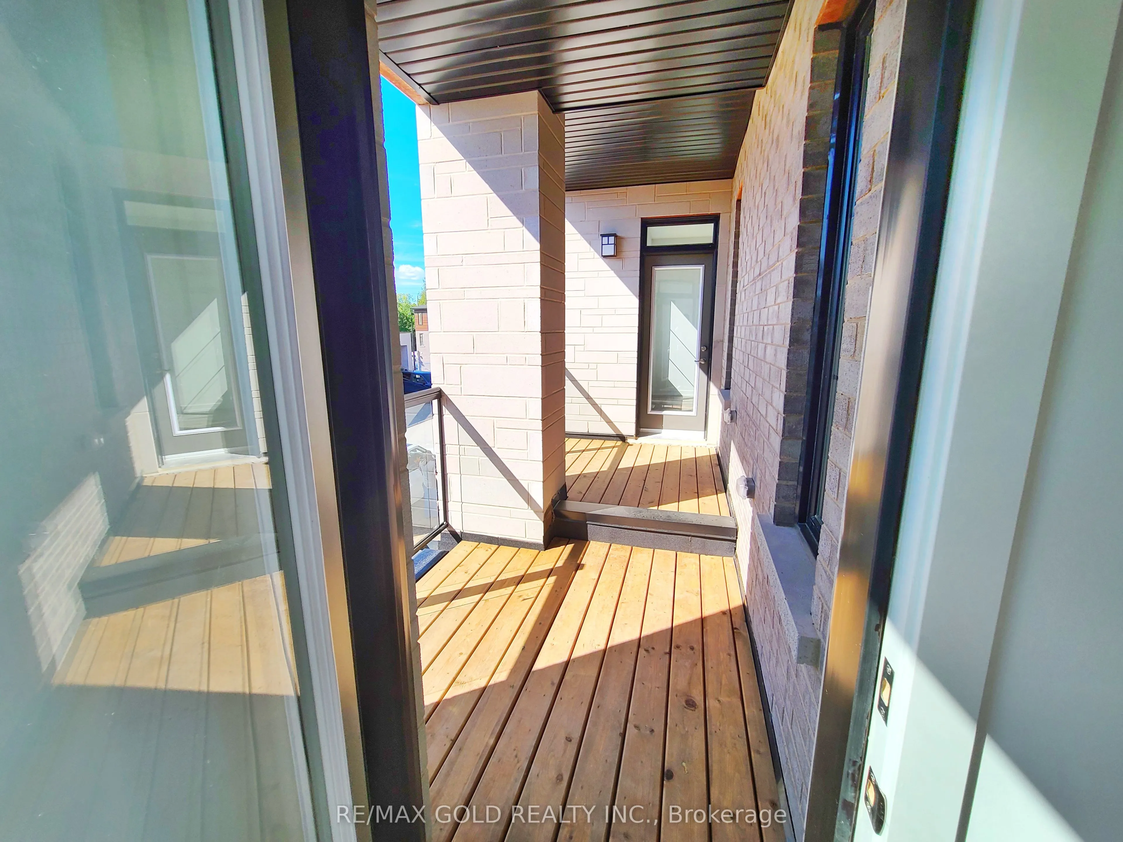 350 River Road, #28