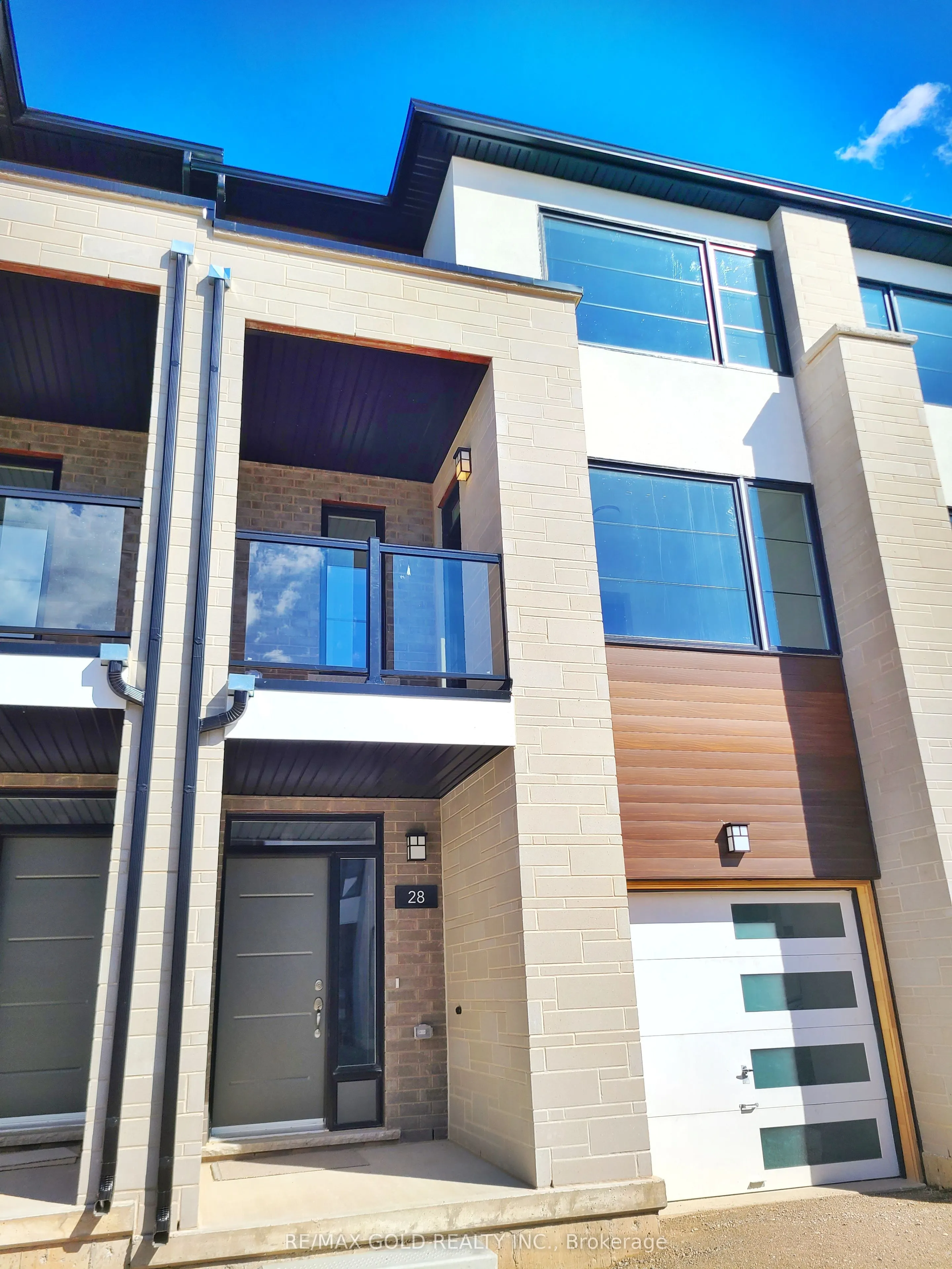 350 River Road, #28