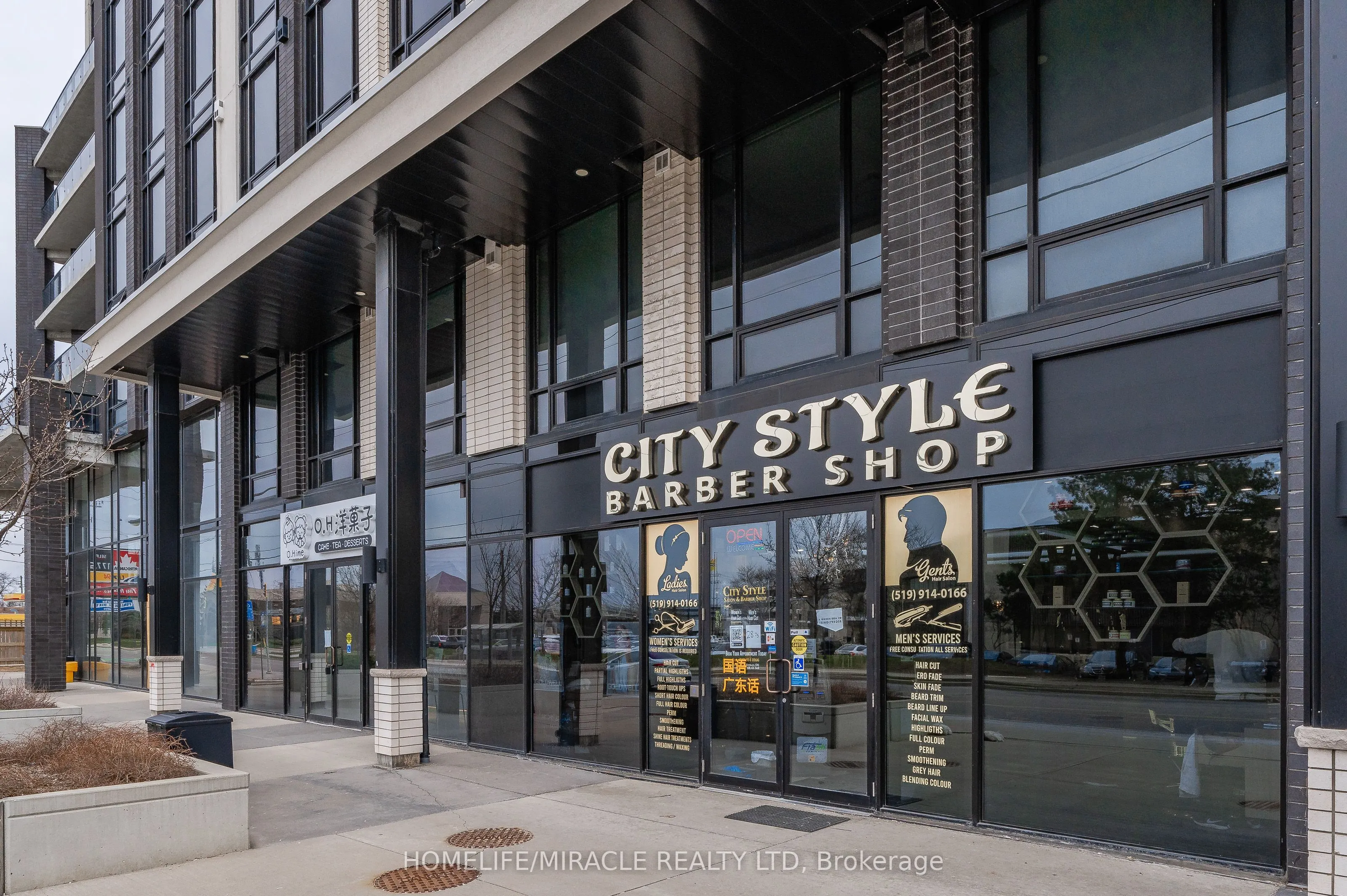 330 Phillip Street S, #T1-1901