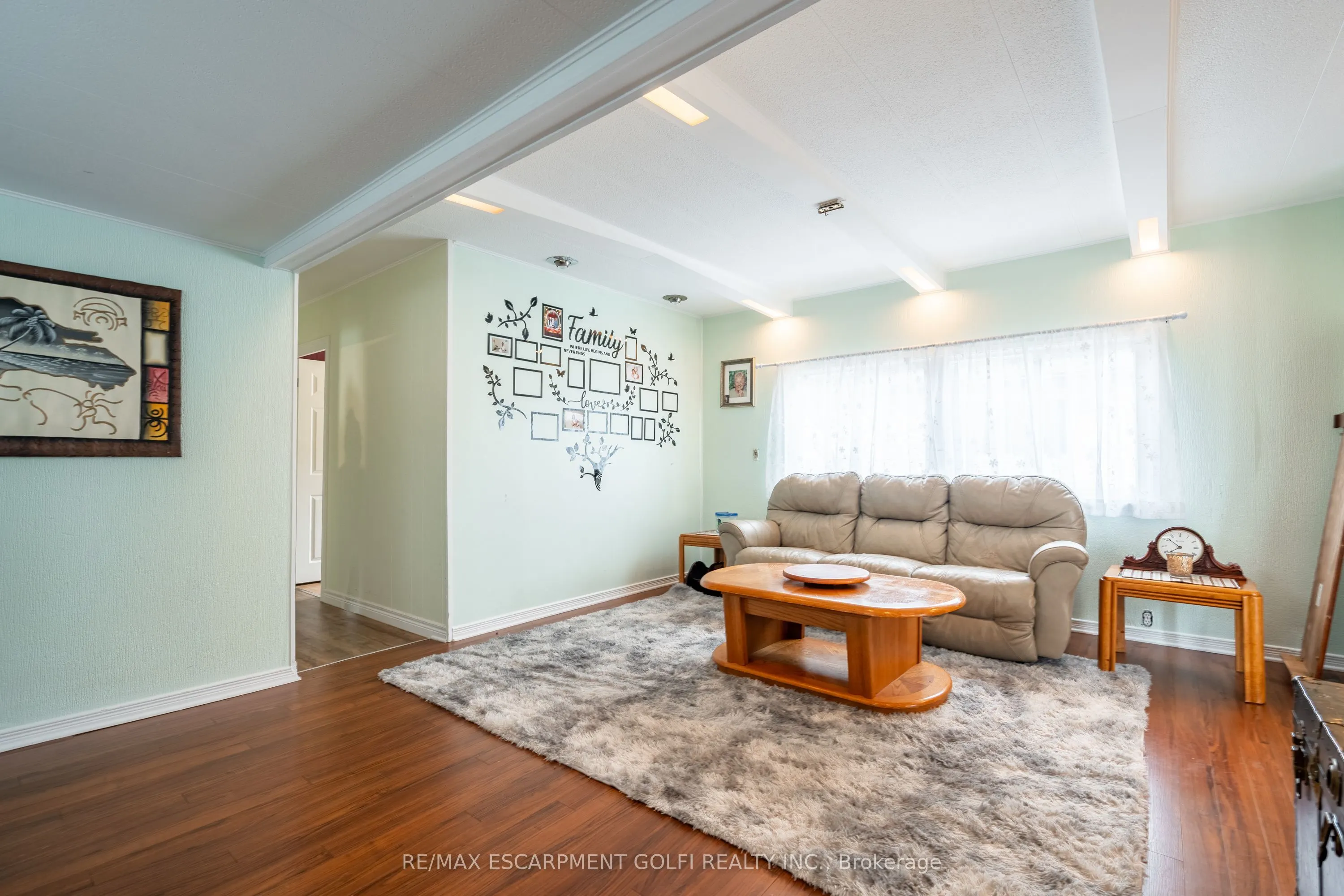 4588 Martha Lane
