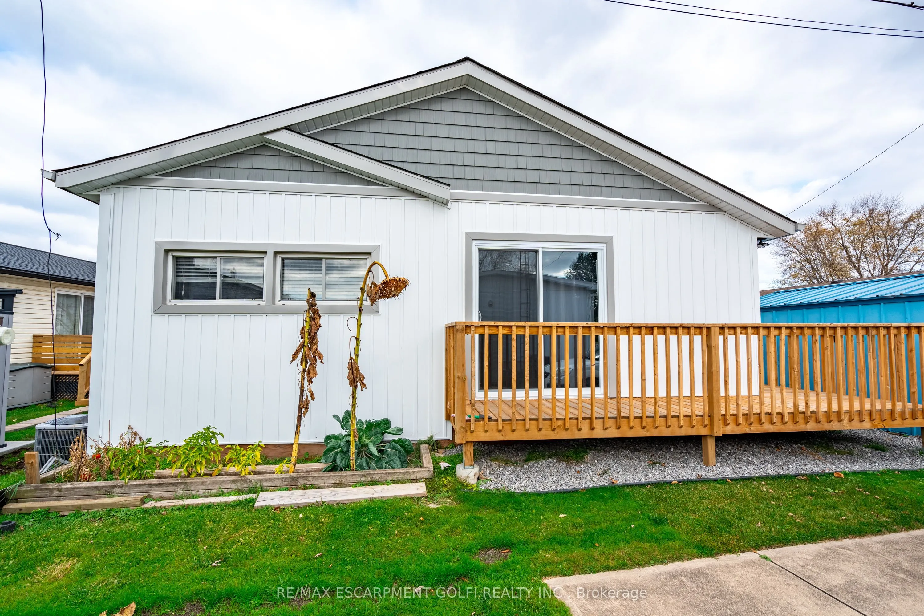 4588 Martha Lane