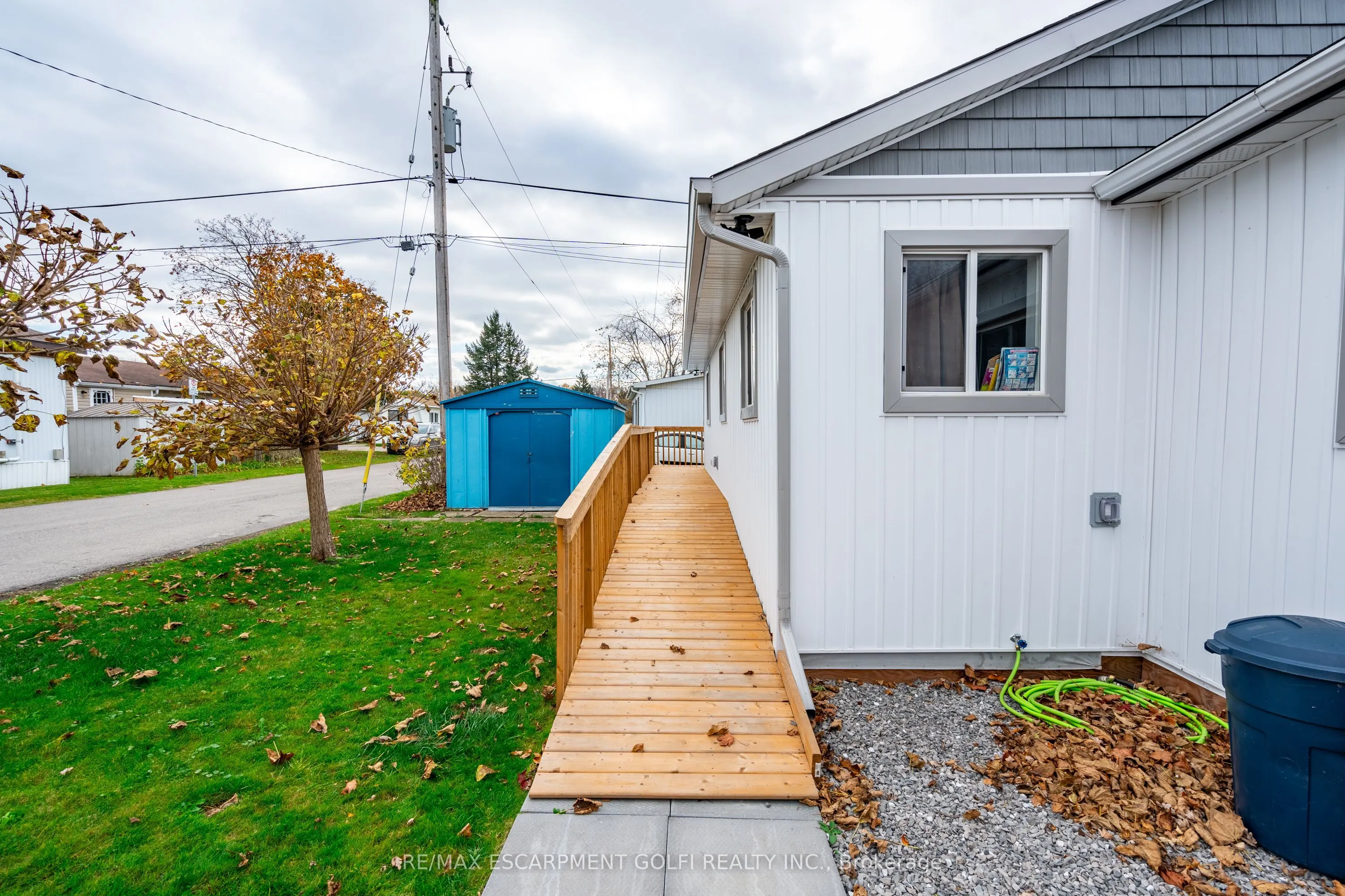 4588 Martha Lane