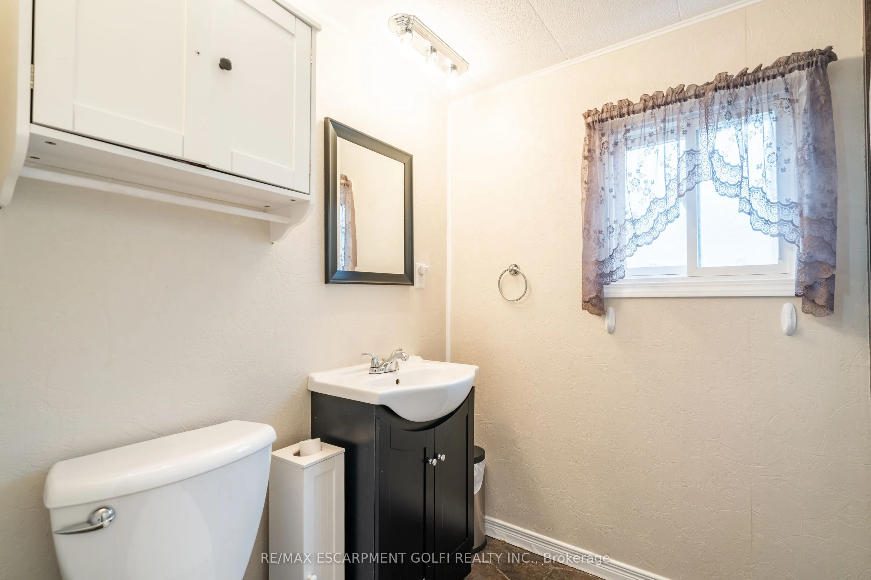 4588 Martha Lane