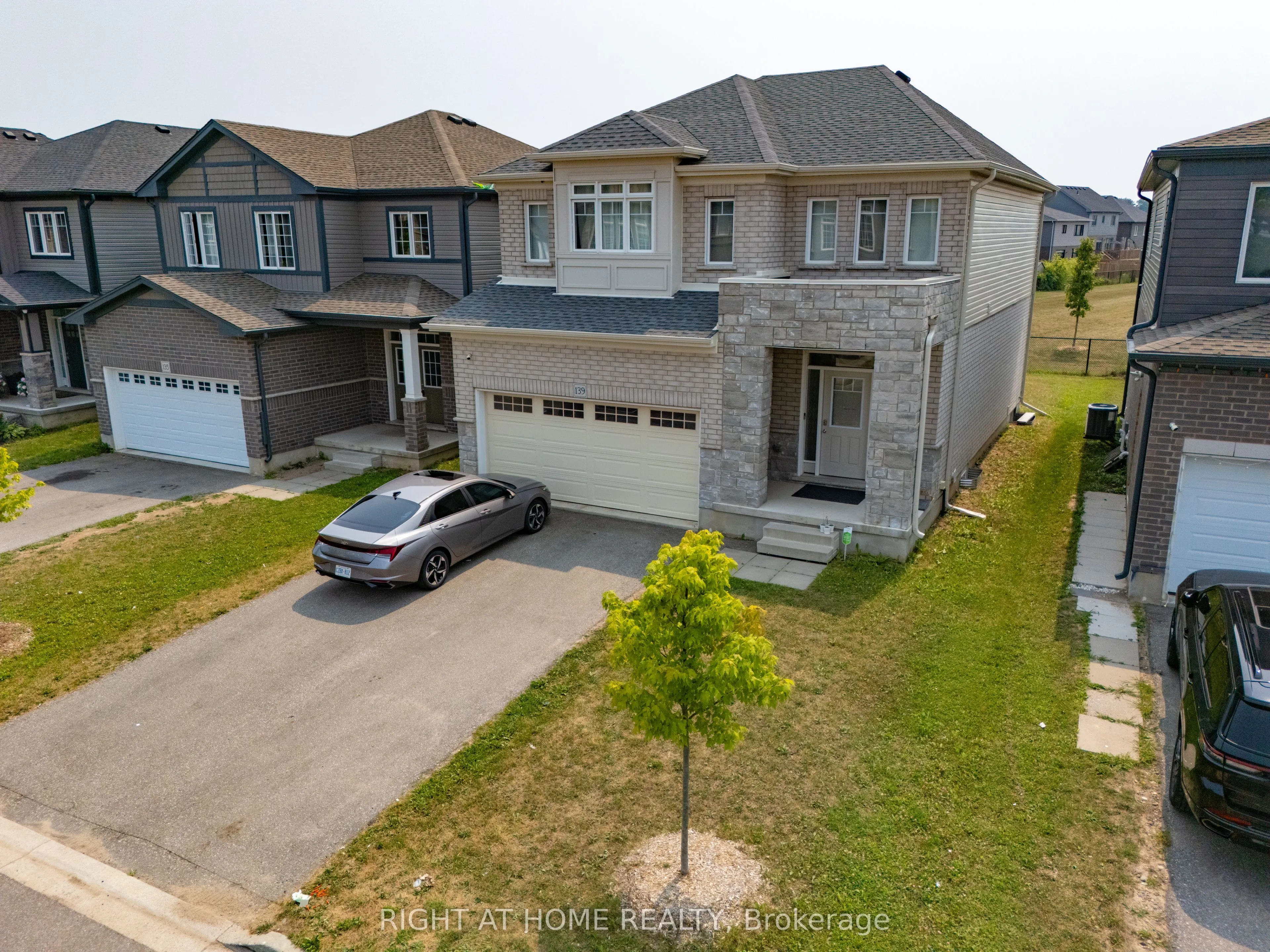 139 FREURE Drive
