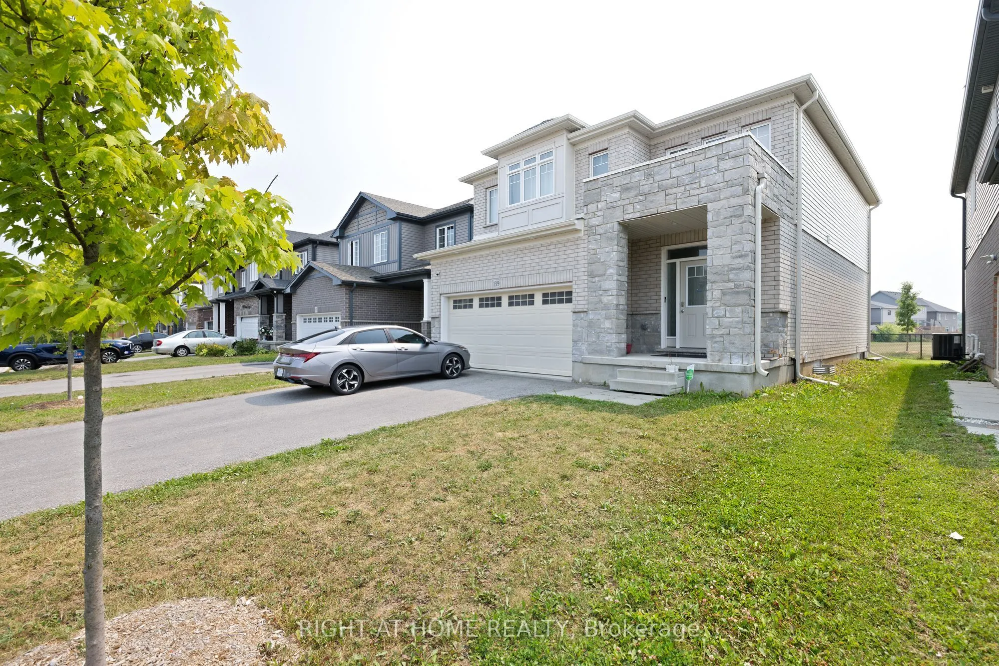 139 FREURE Drive