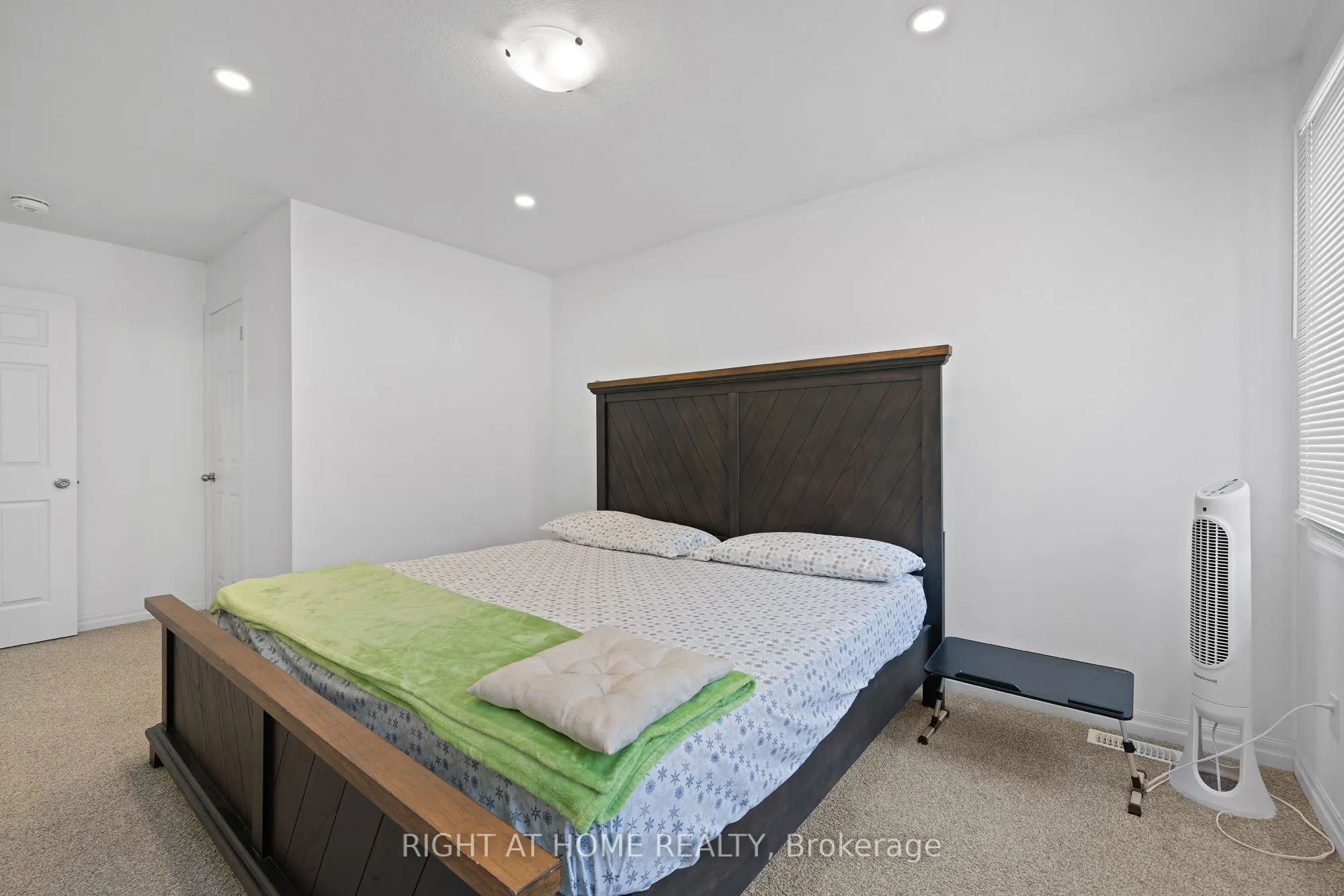 139 FREURE Drive