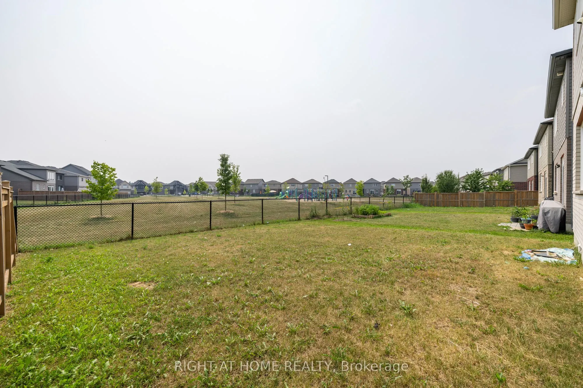 139 FREURE Drive