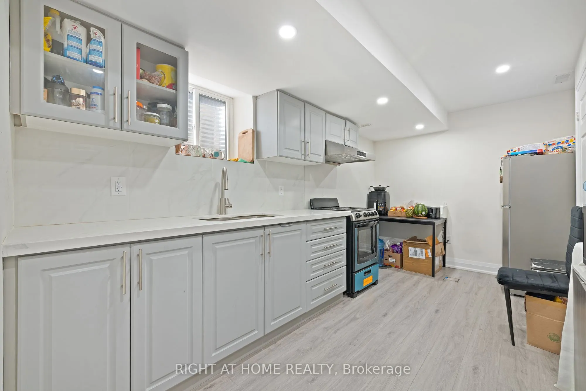 139 FREURE Drive