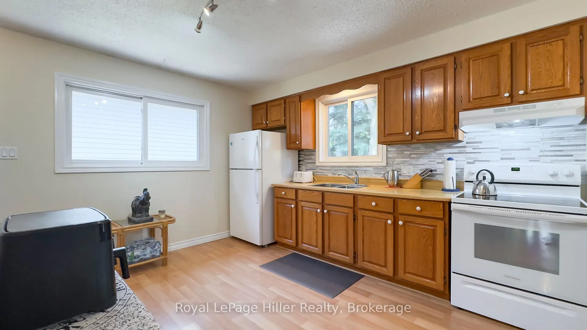 146 Railway Avenue