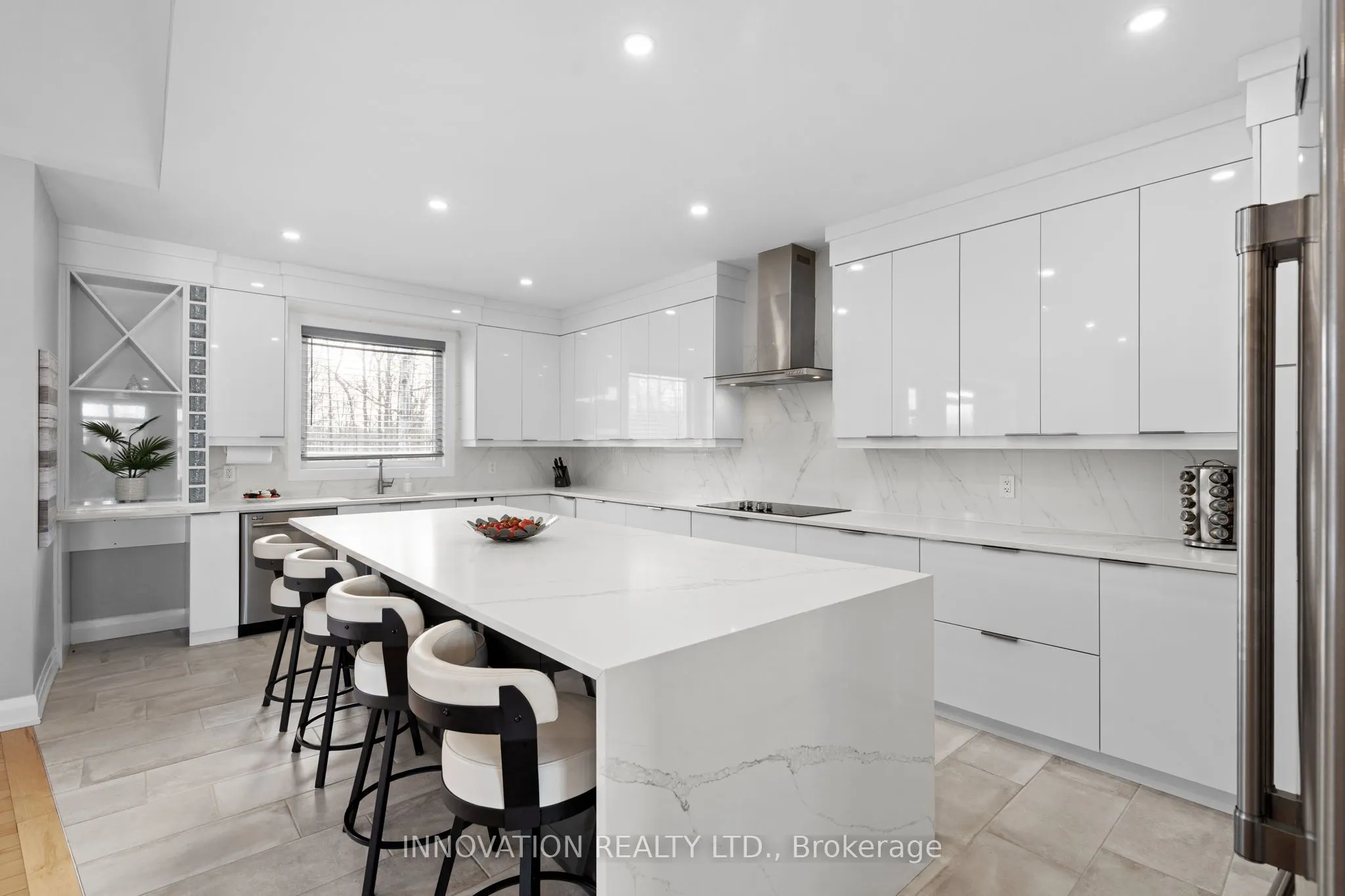 651 Ballycastle Crescent