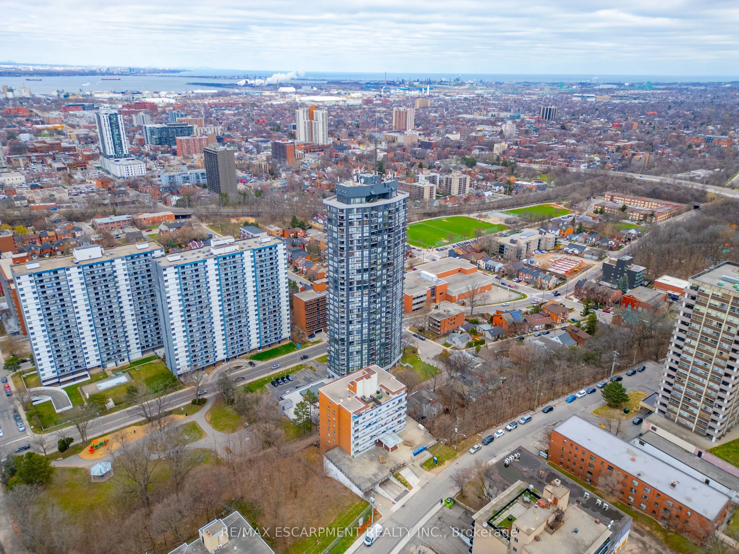 150 CHARLTON Avenue E, #3308