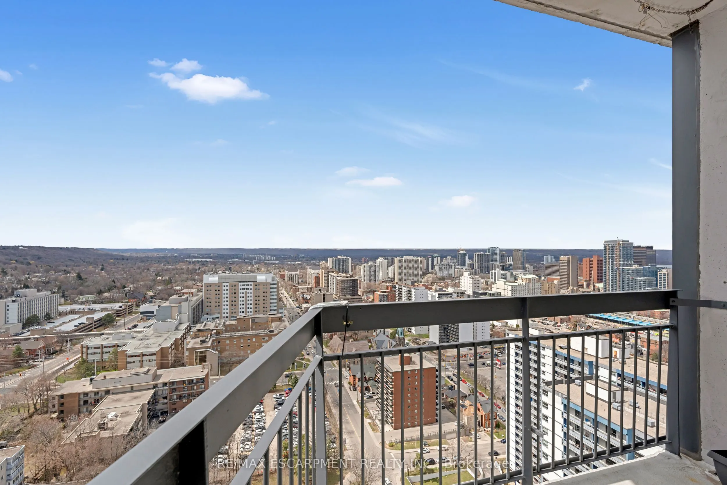 150 CHARLTON Avenue E, #3308
