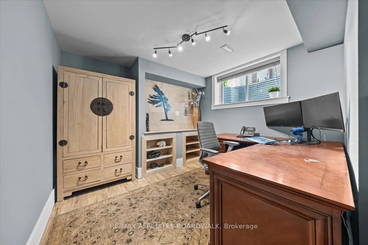 506 Breccia Heights