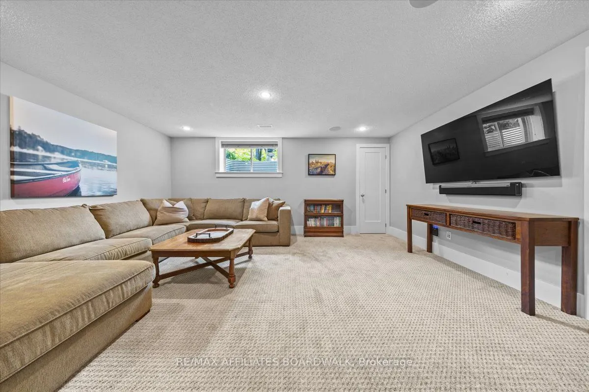 506 Breccia Heights