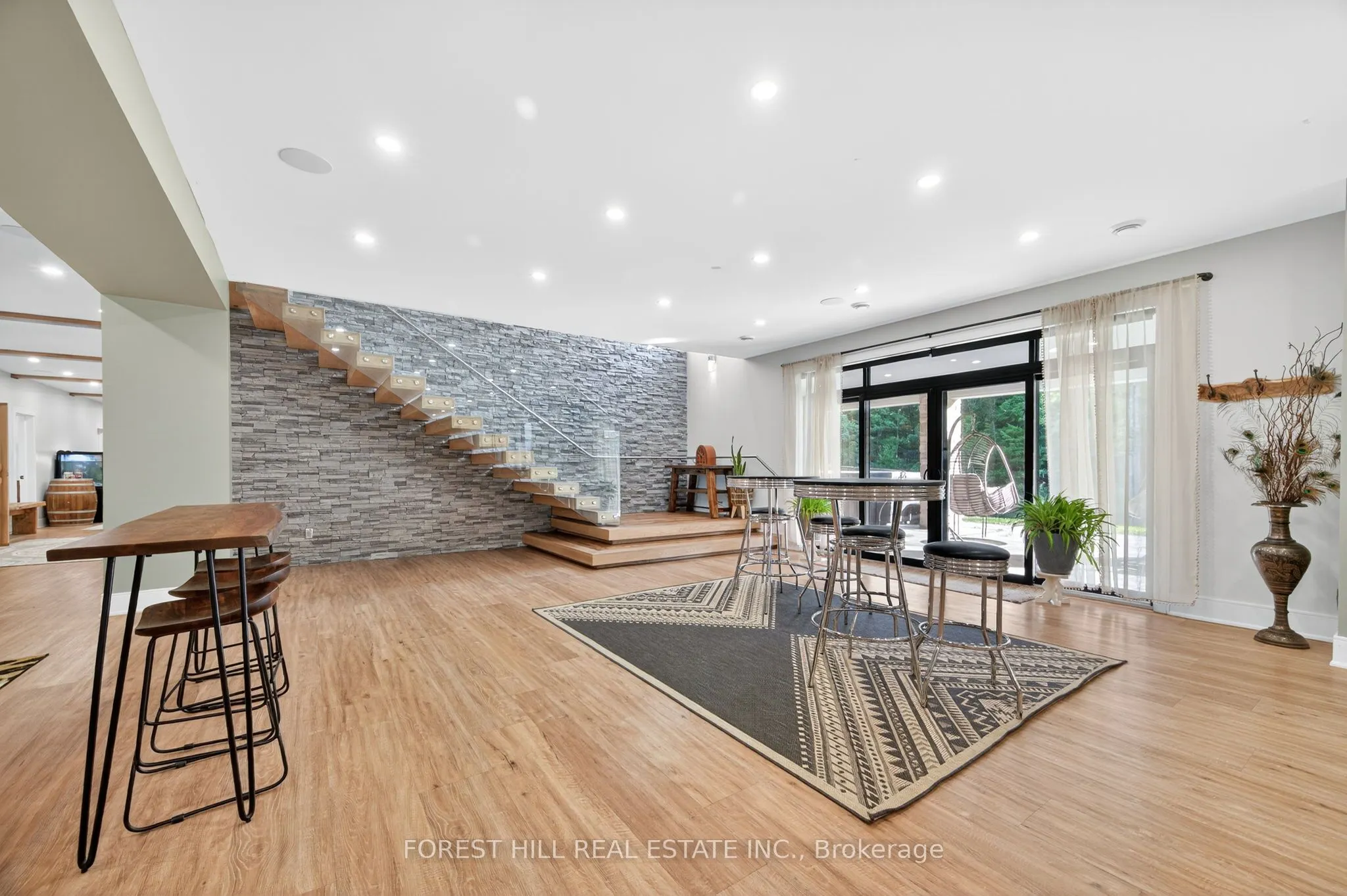 1308 County Road 40