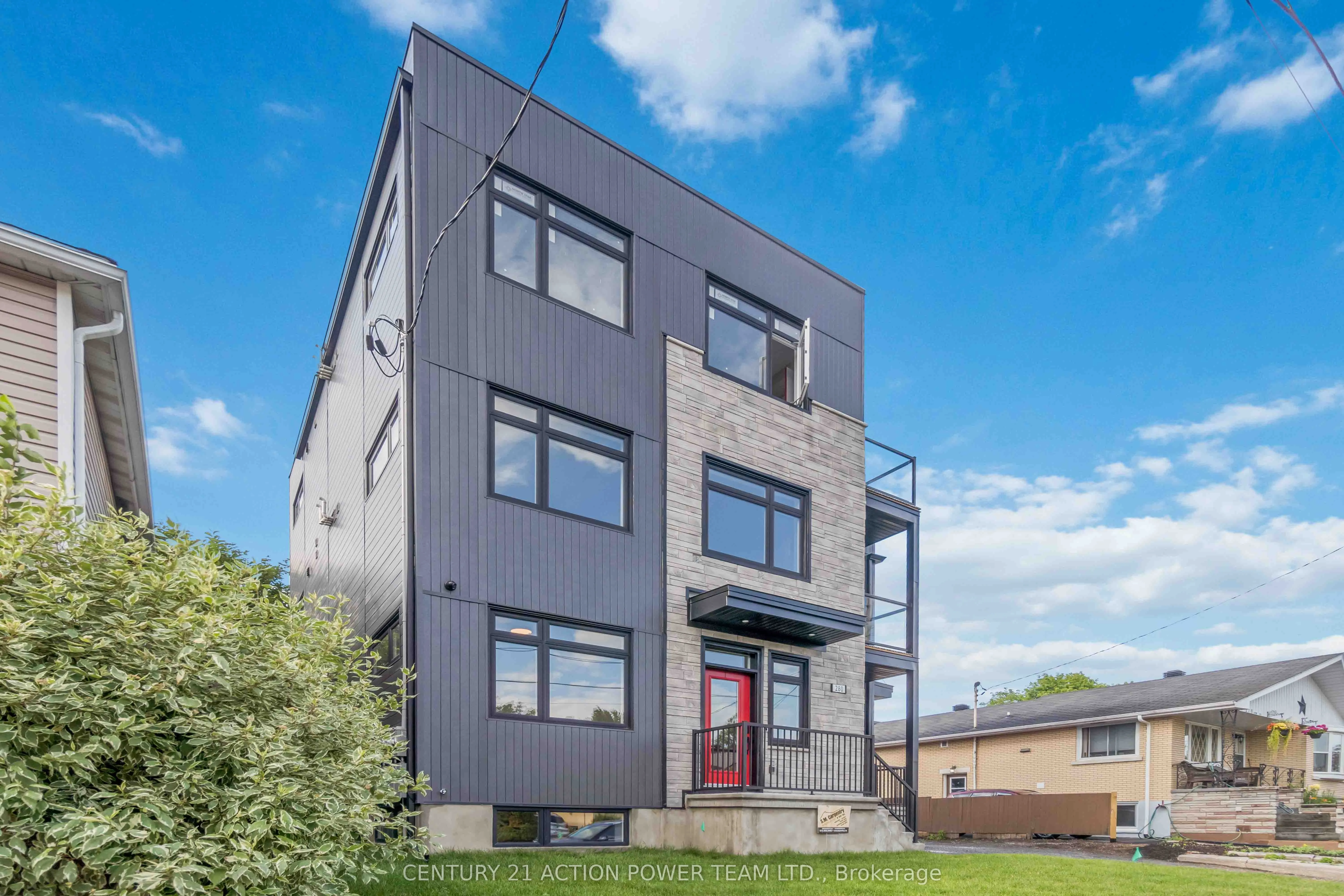 280 LEVIS Avenue, #3