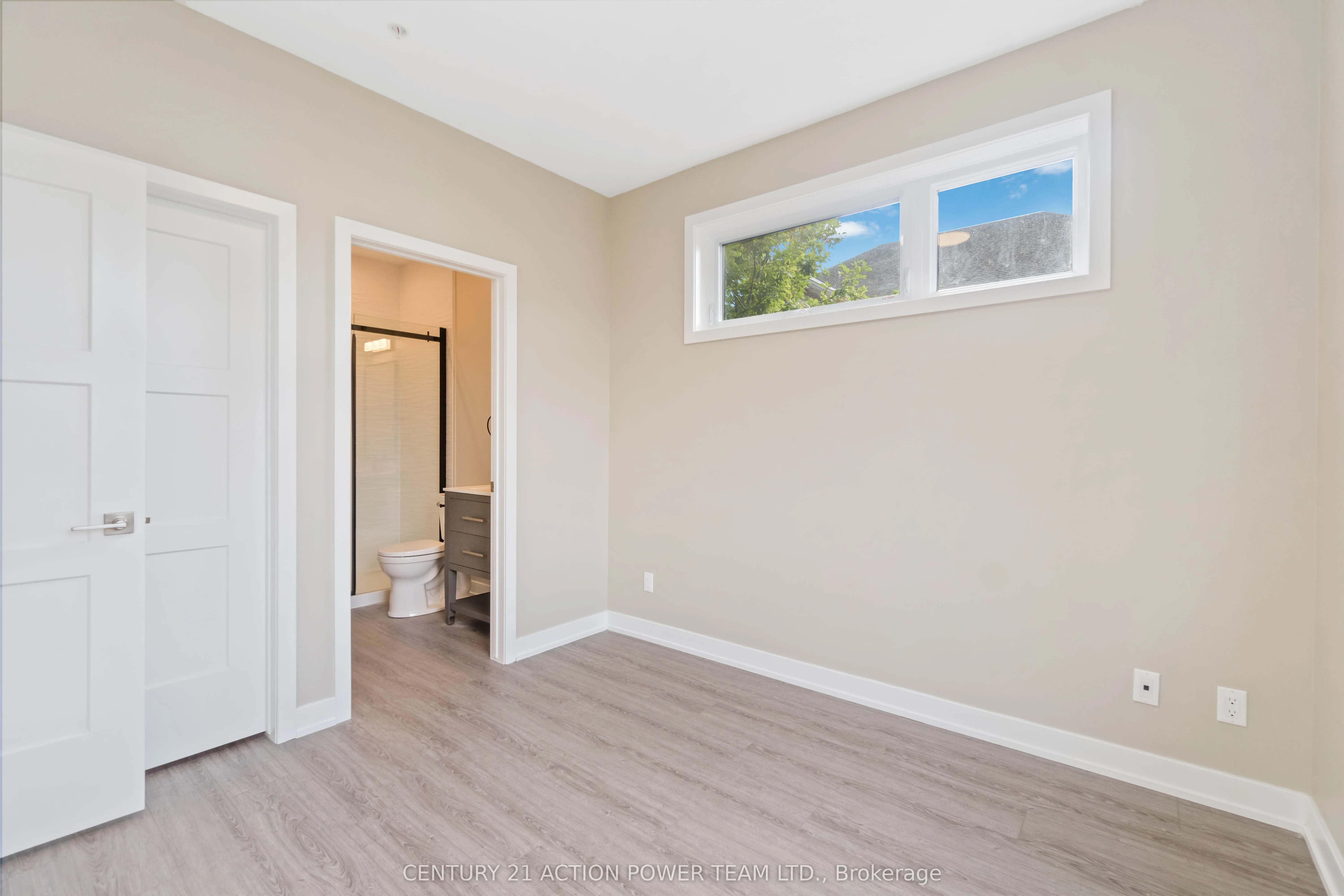 280 LEVIS Avenue, #3