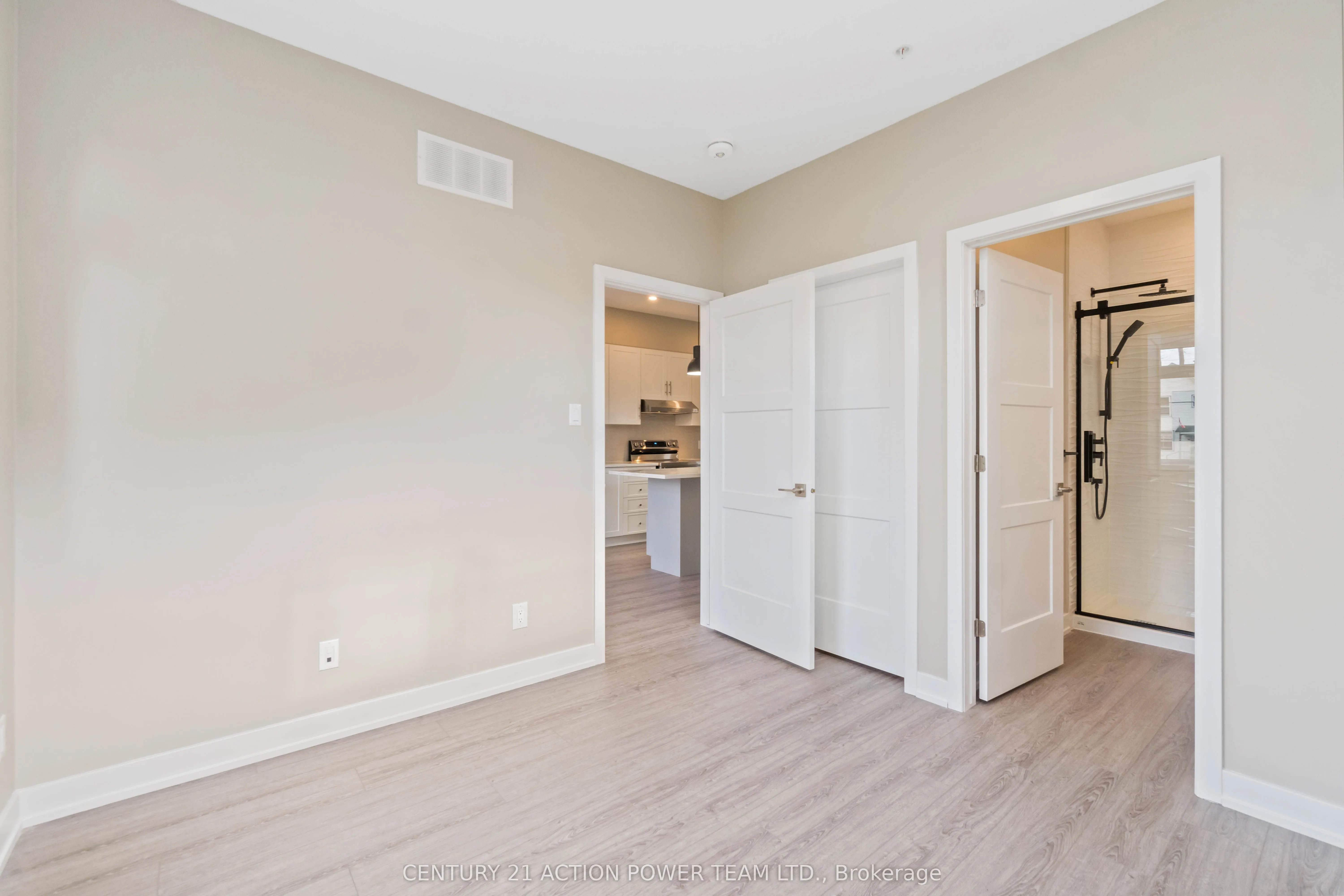 280 LEVIS Avenue, #3
