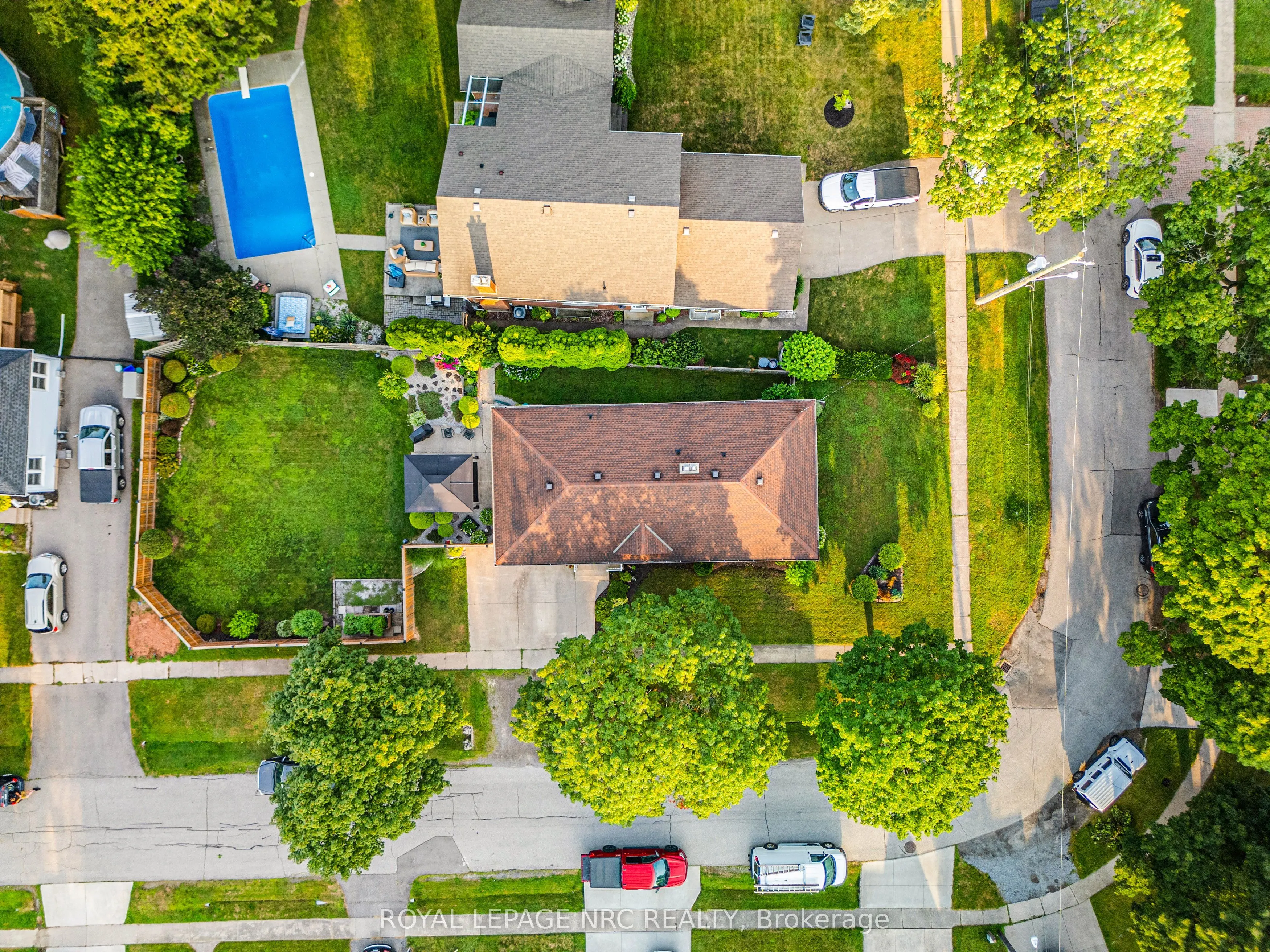 6 Maplewood Drive