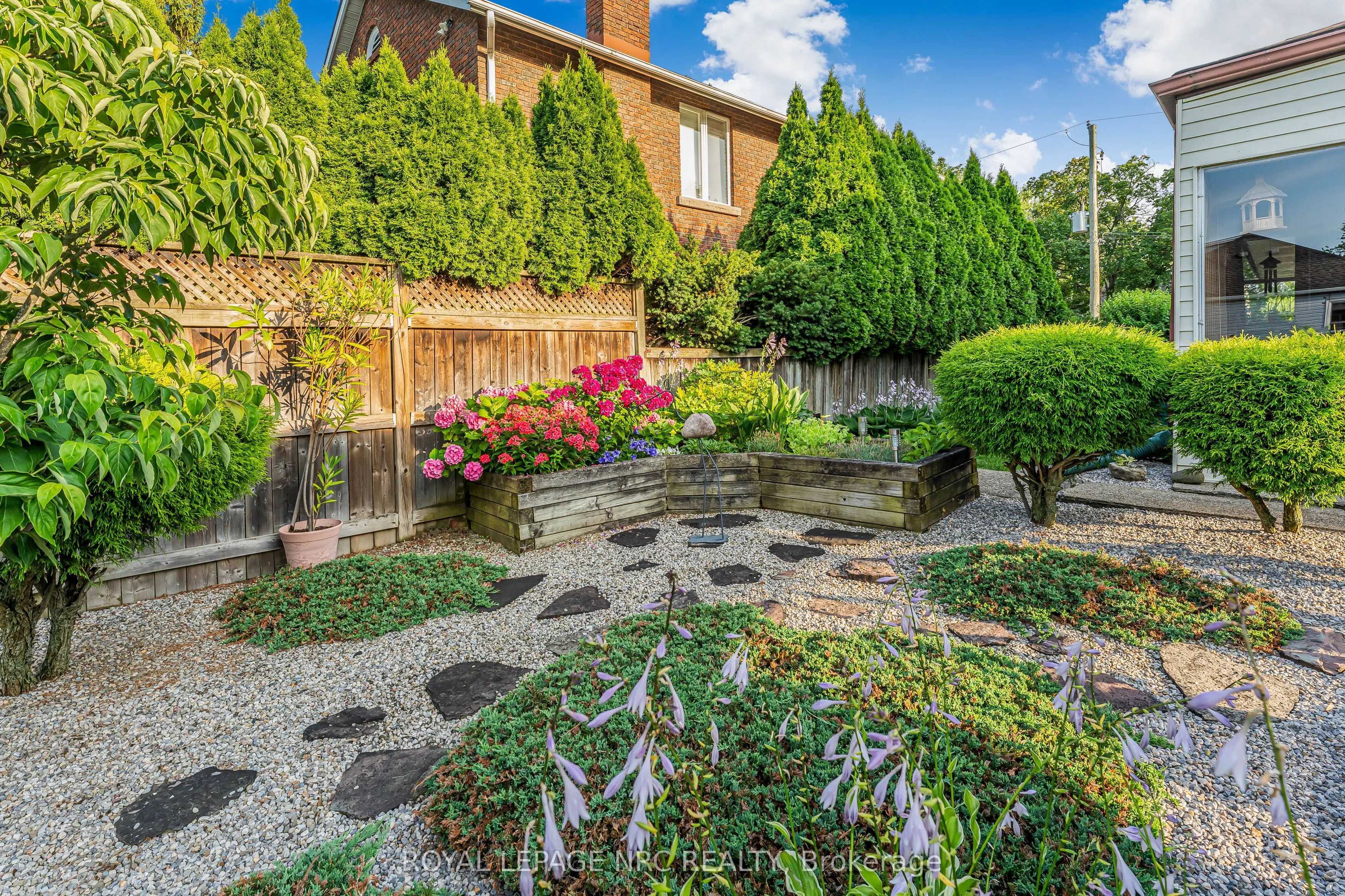 6 Maplewood Drive