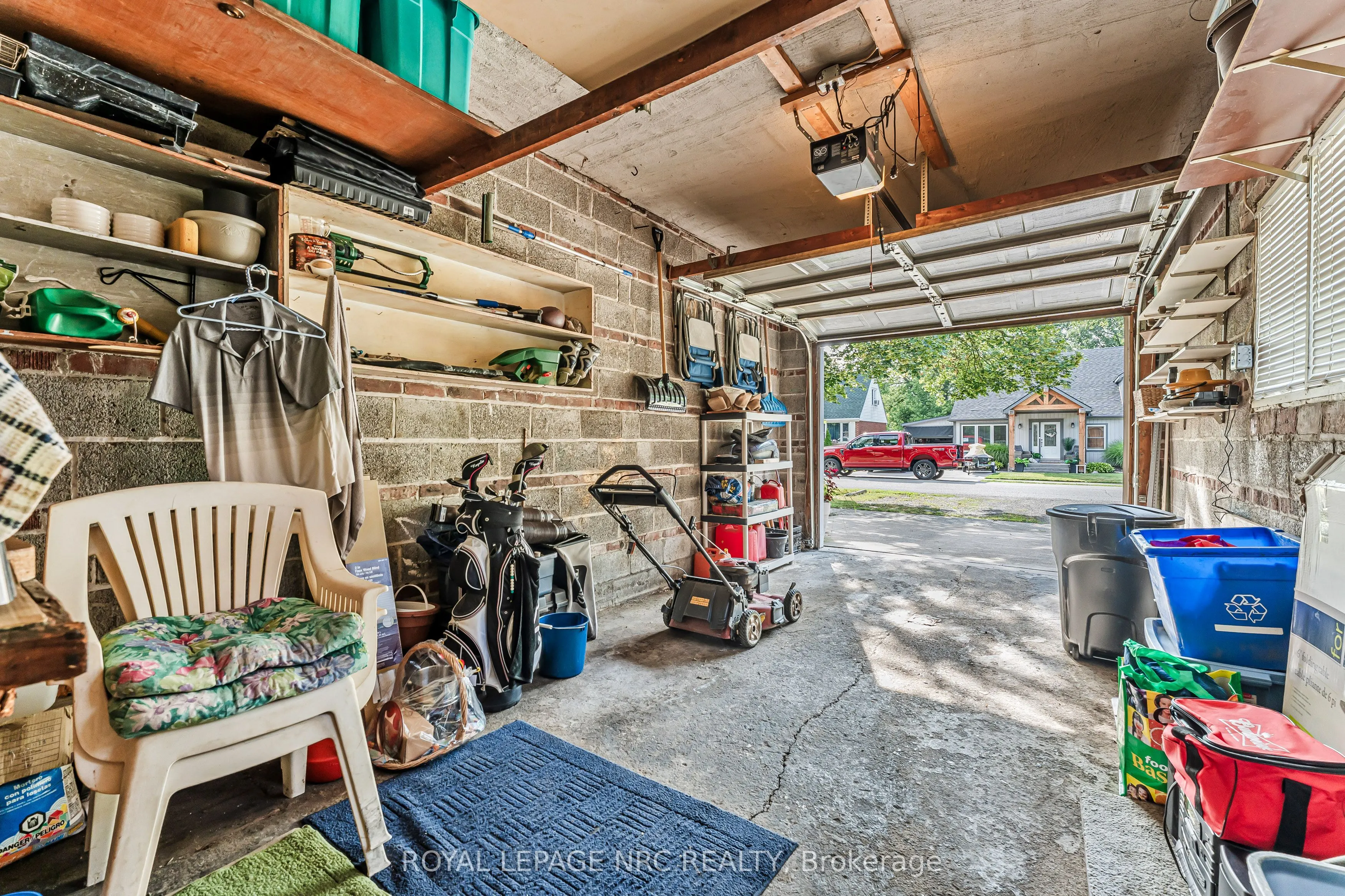 6 Maplewood Drive