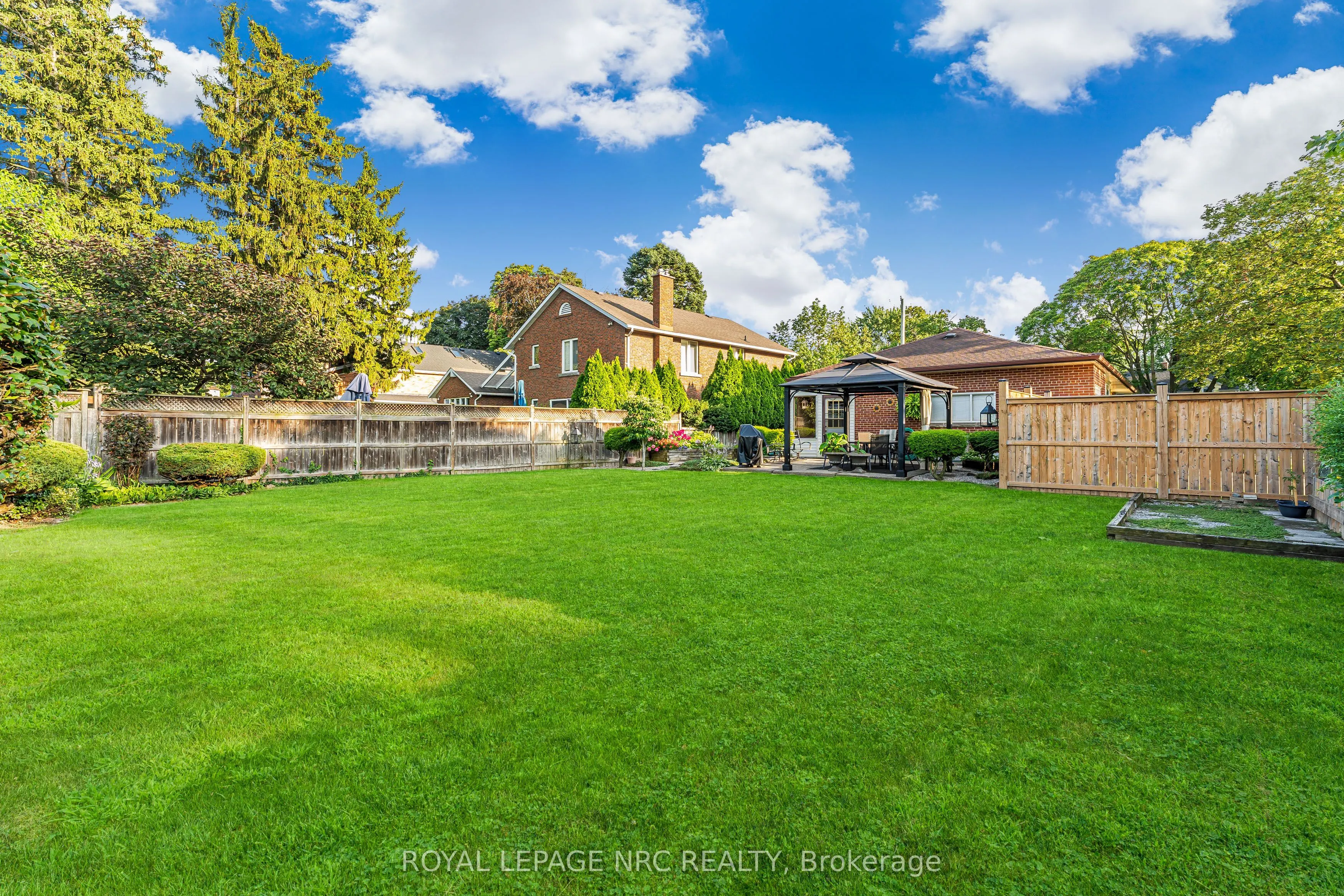 6 Maplewood Drive