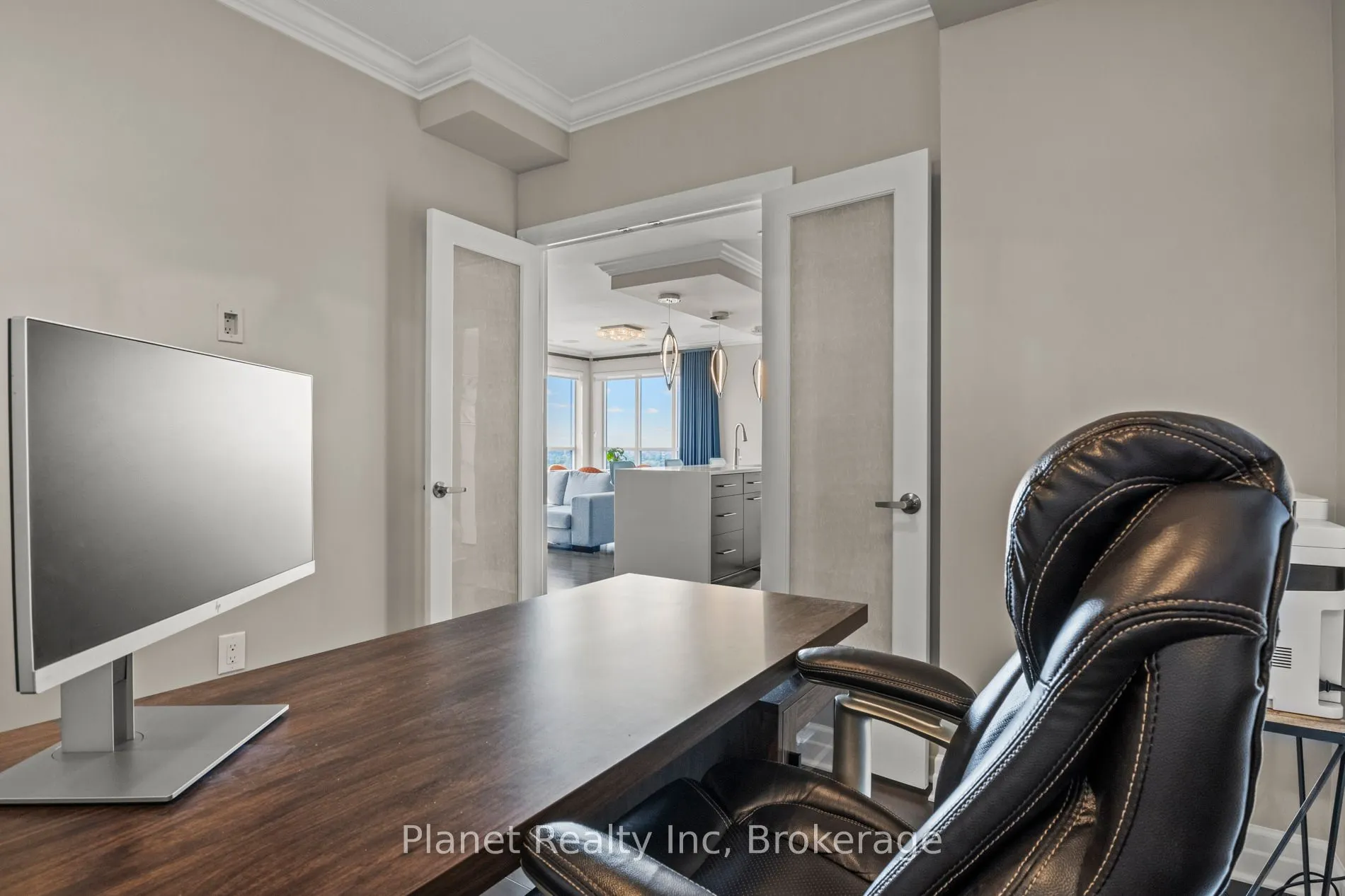 160 Macdonell Street, #1607