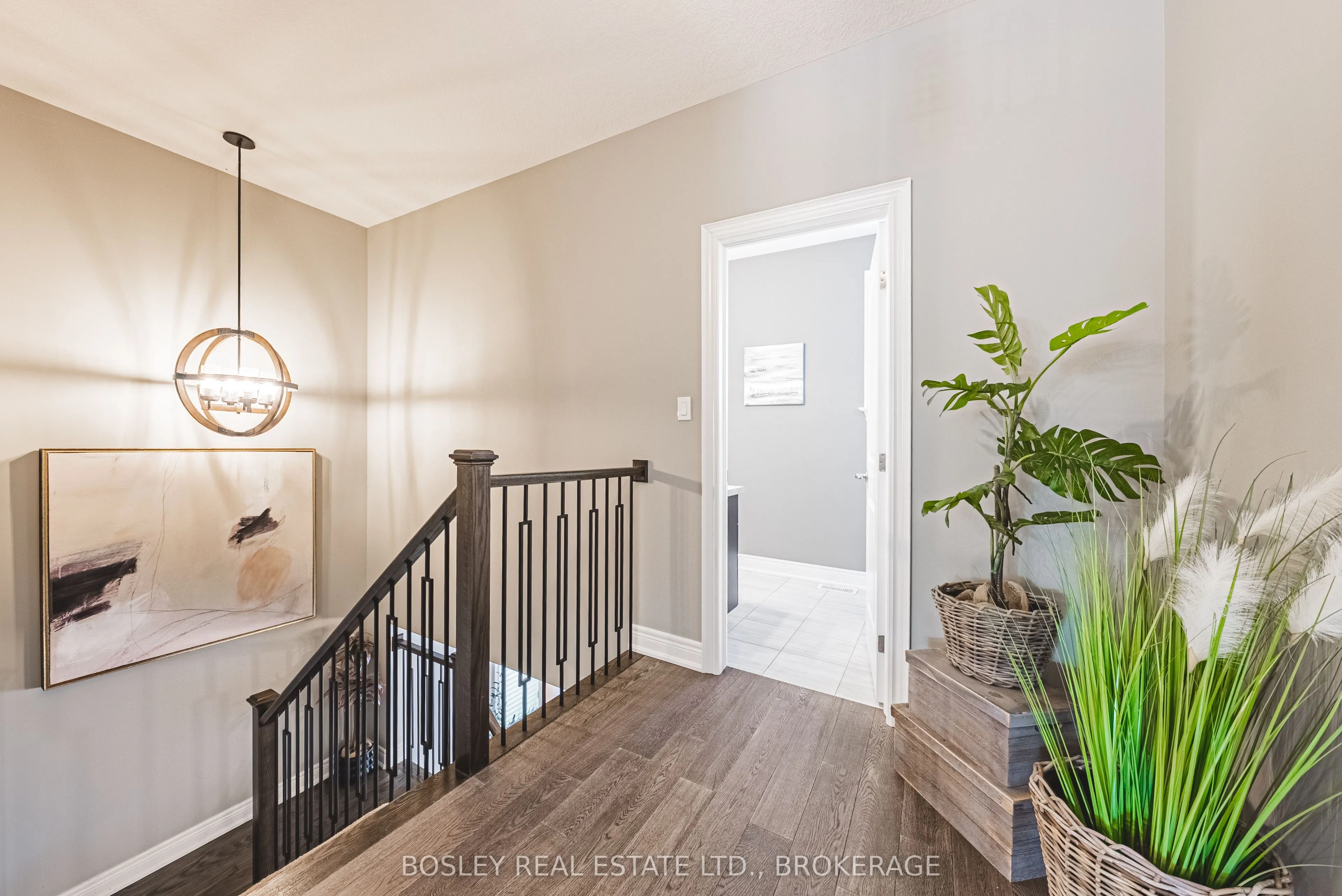 2848 King Street, #10