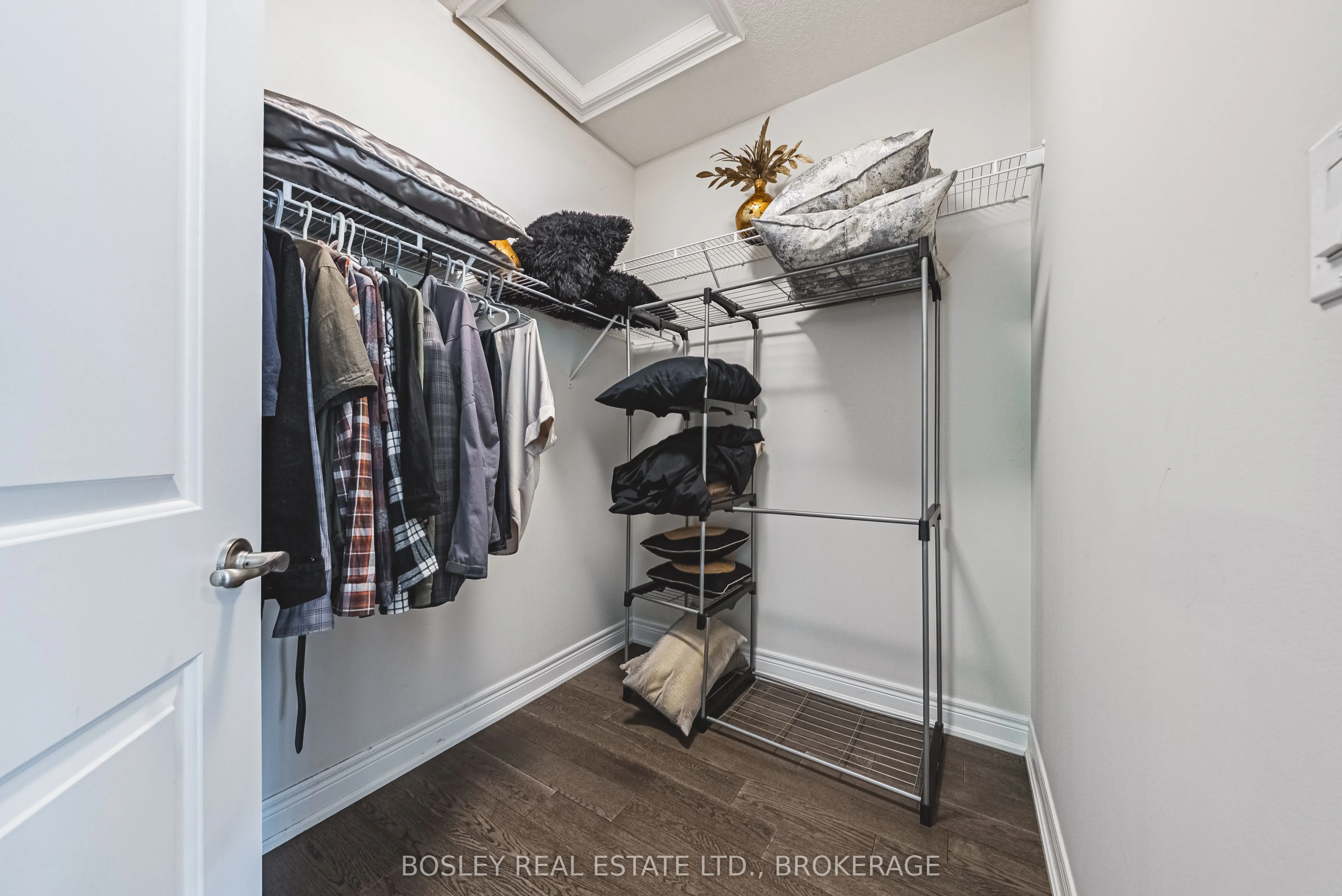 2848 King Street, #10