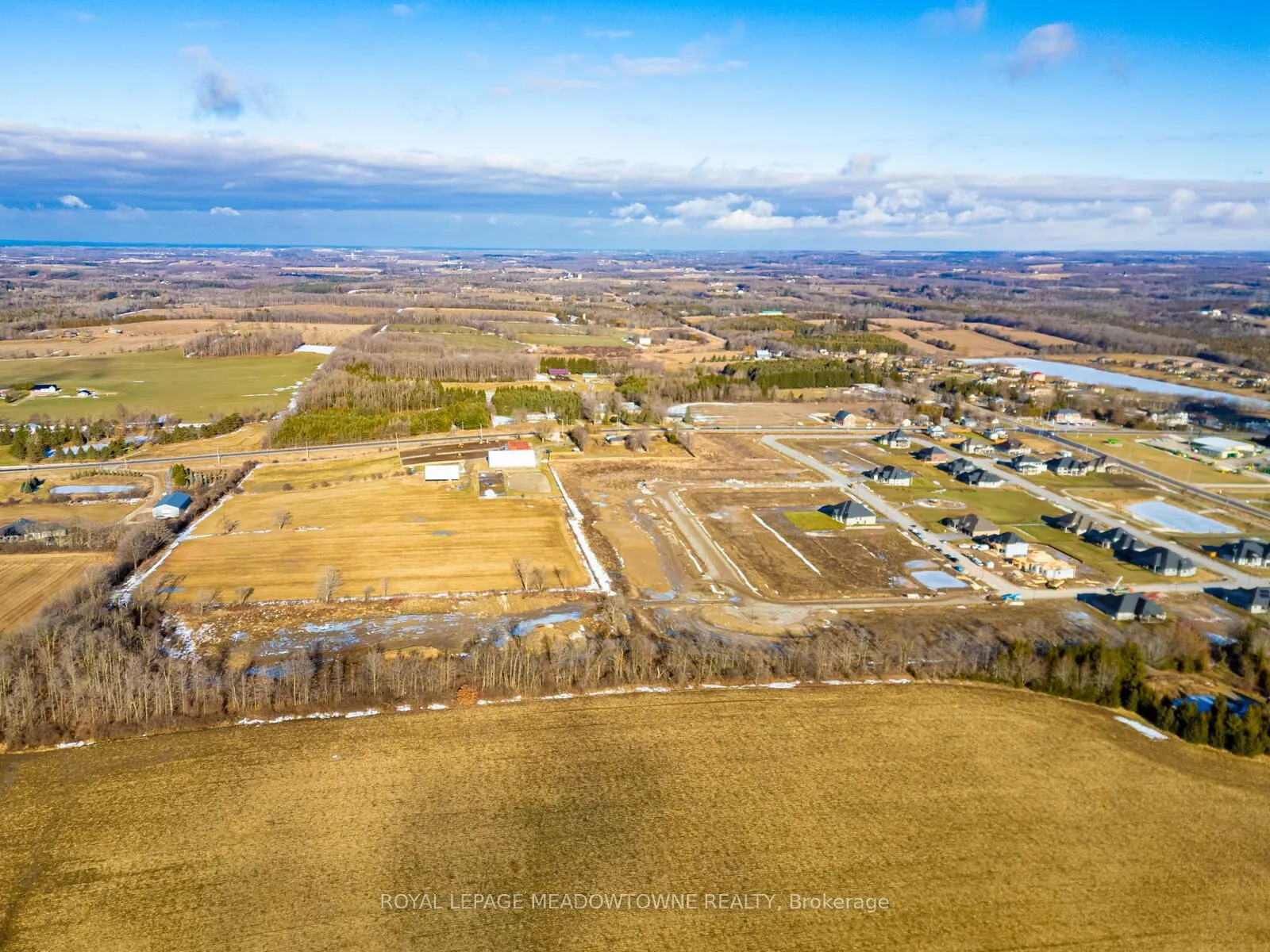 8863 Wellington 124 Road