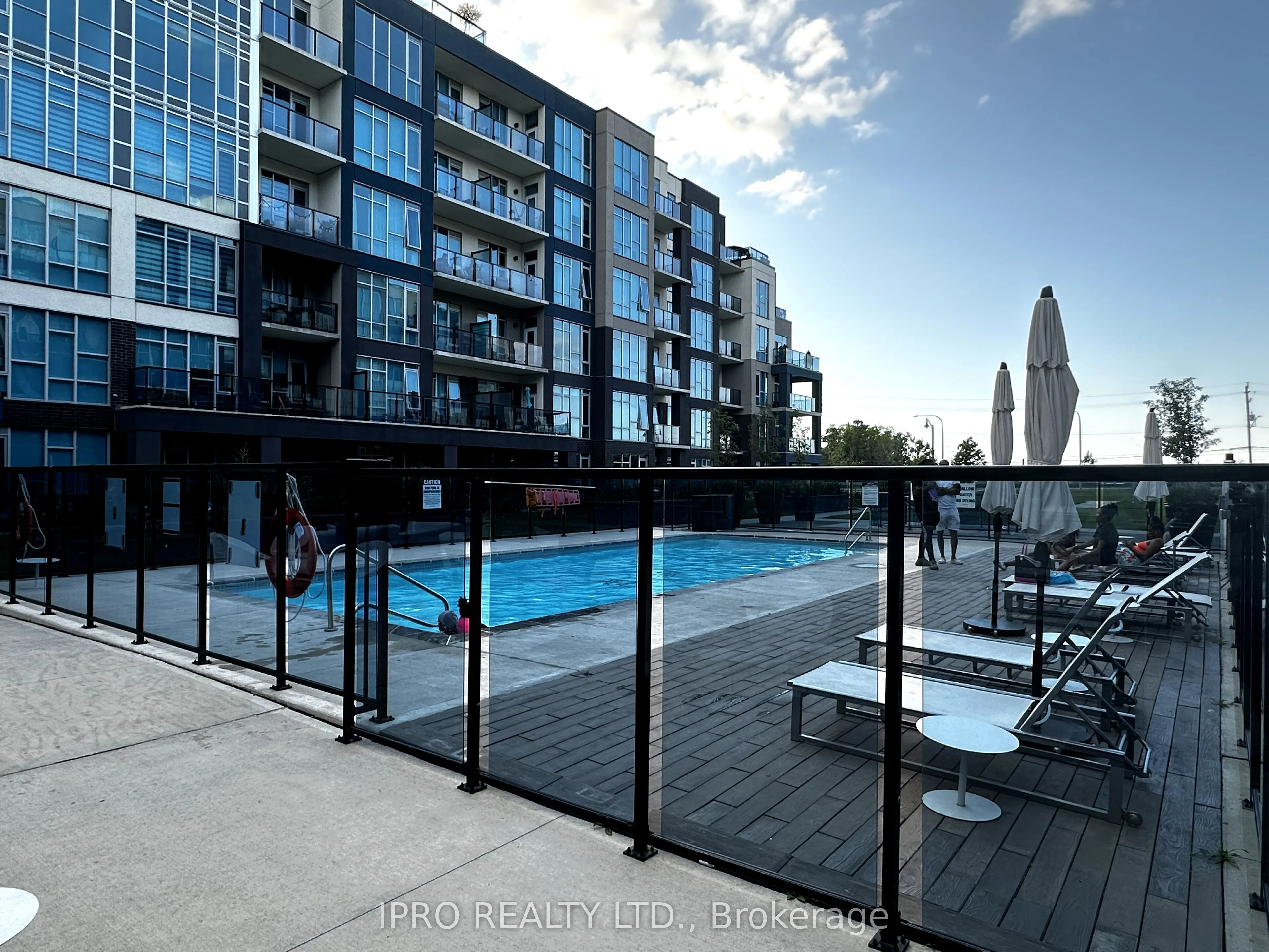 16 CONCORD Place, #217