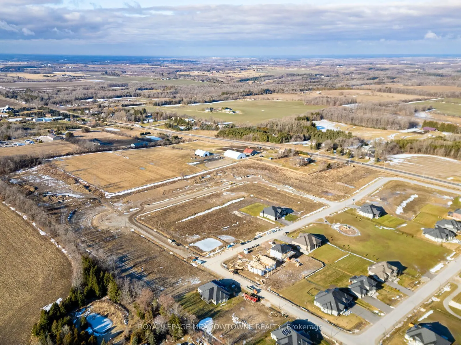 8863 Wellington 124 Road