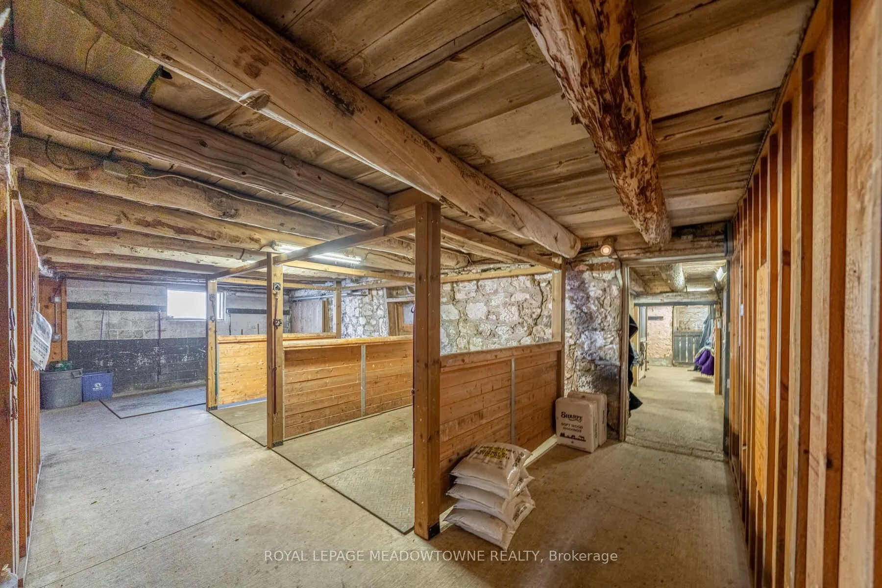 8863 Wellington 124 Road