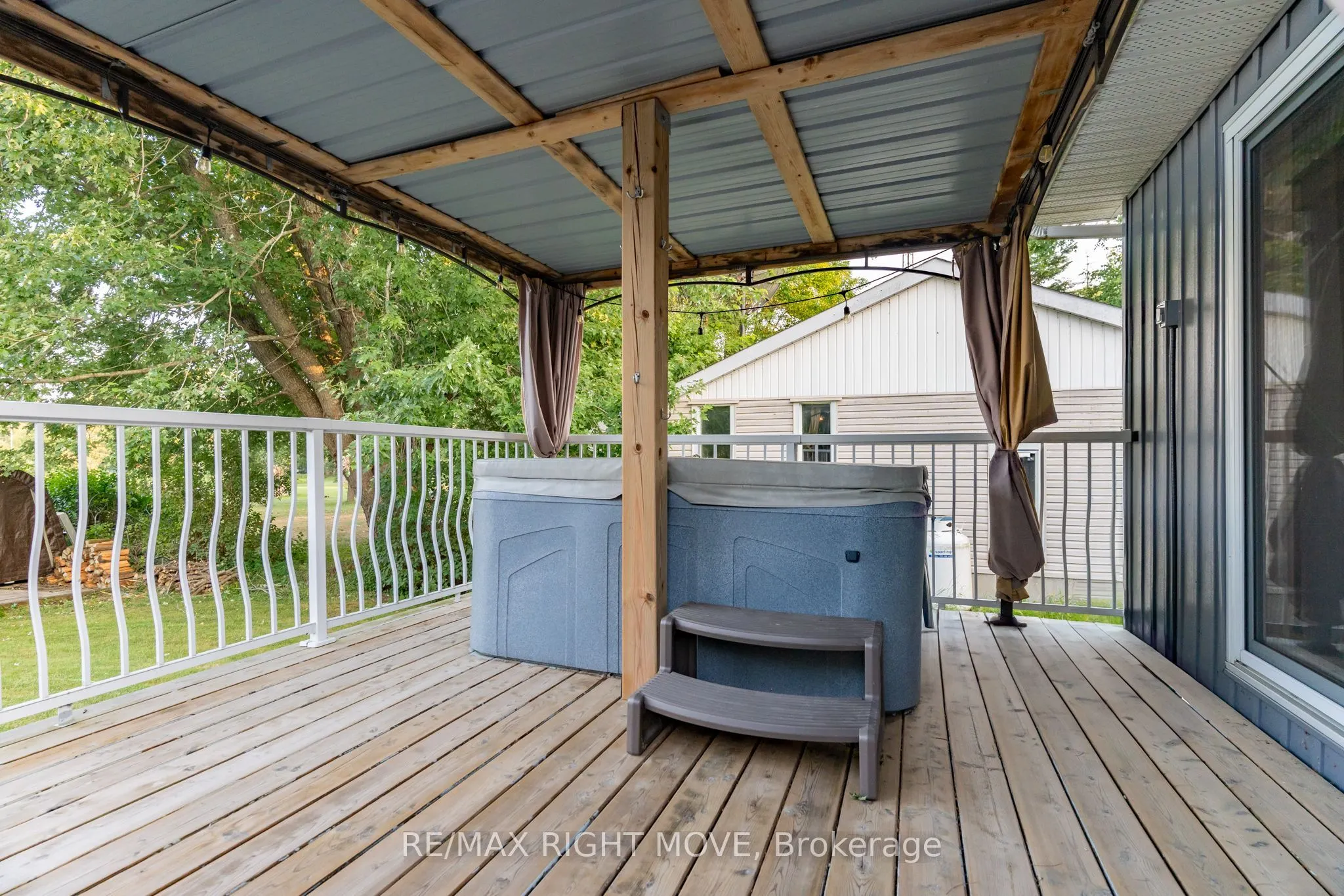 35 Cedar Bay Road