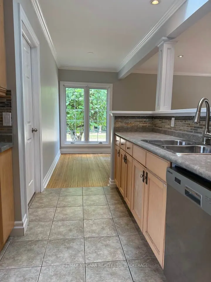 6431 Stamford Green Drive, #Upper