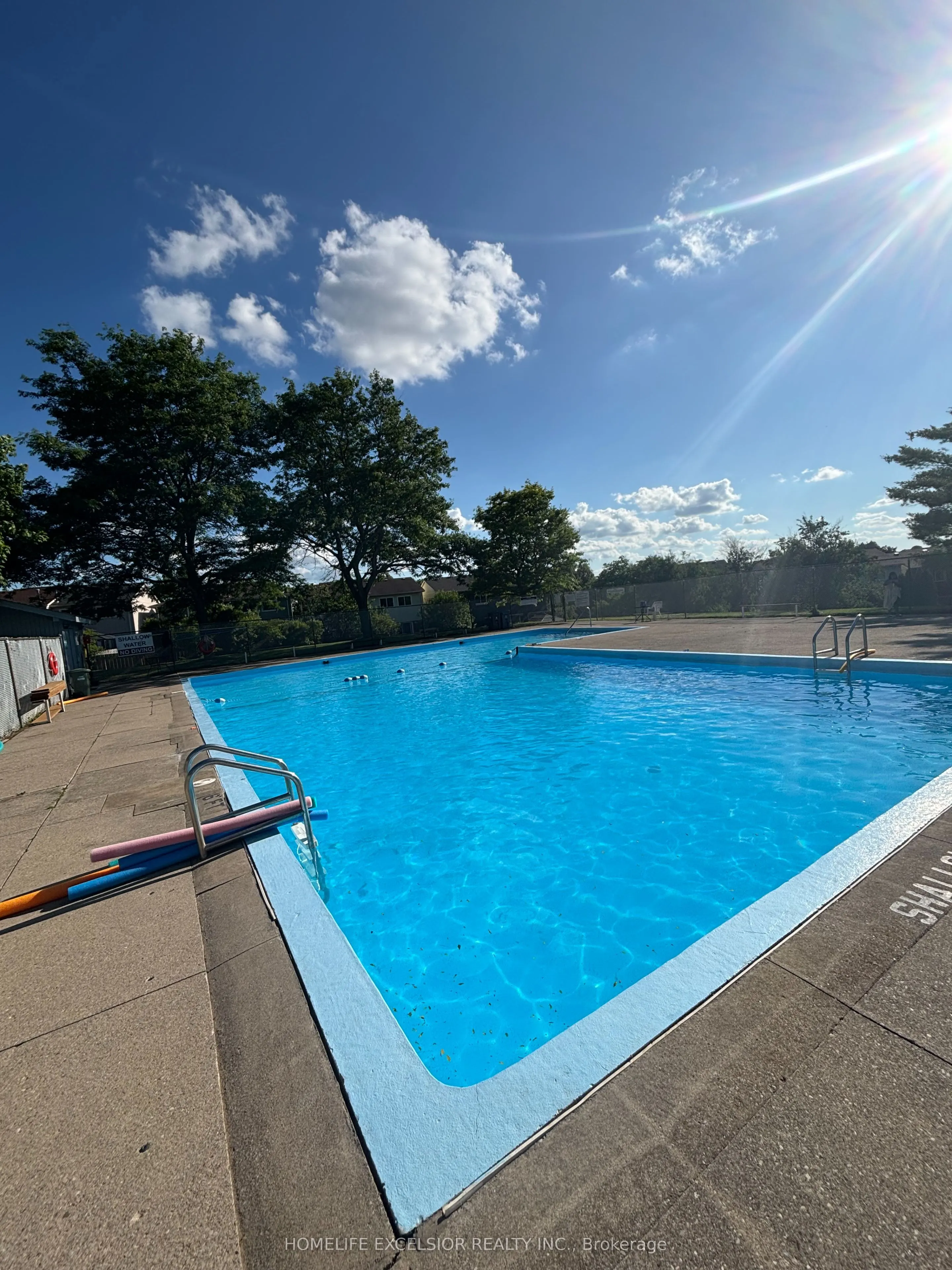 89 Dovercliffe Road, #37