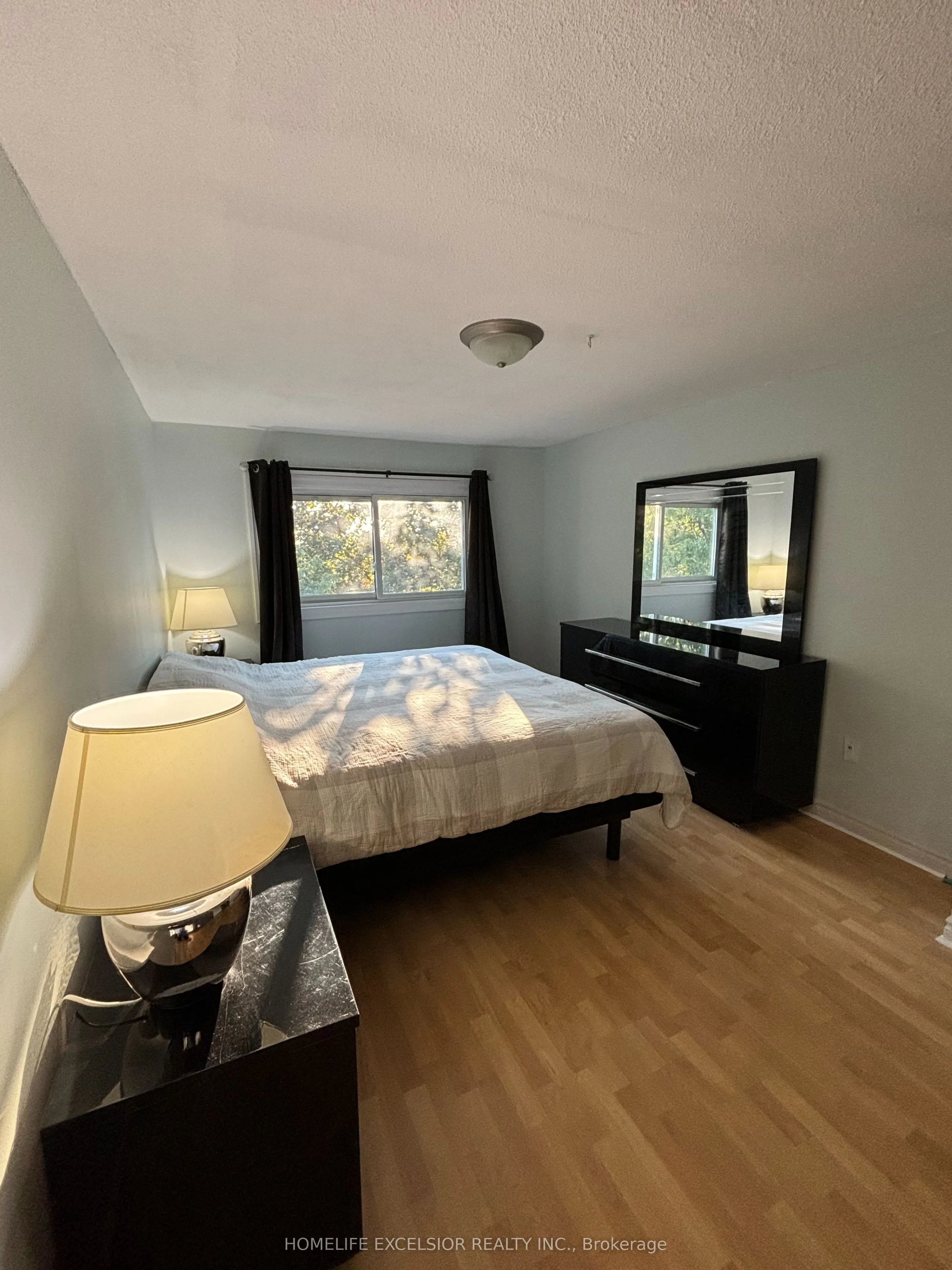 89 Dovercliffe Road, #37