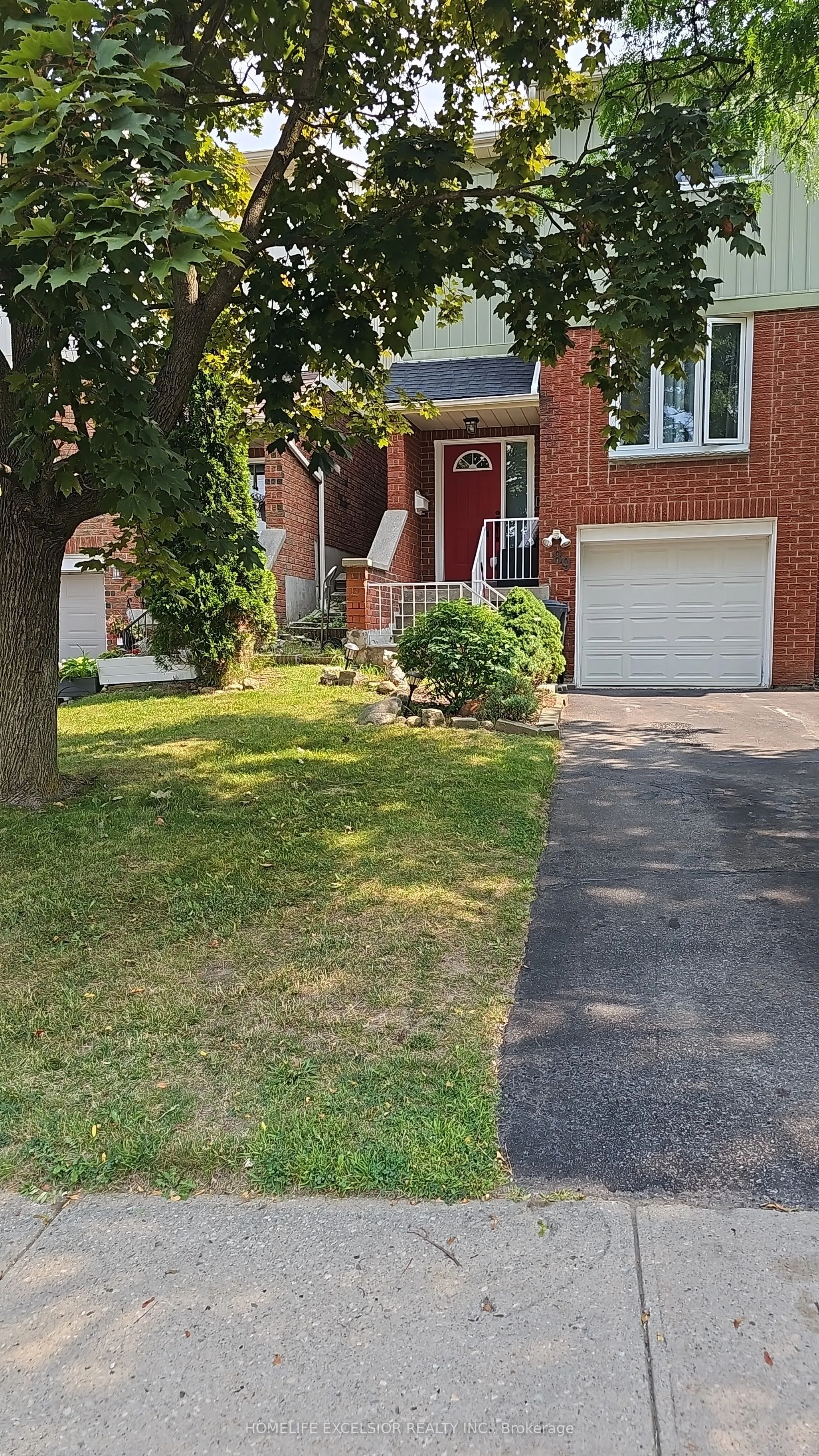 89 Dovercliffe Road, #37